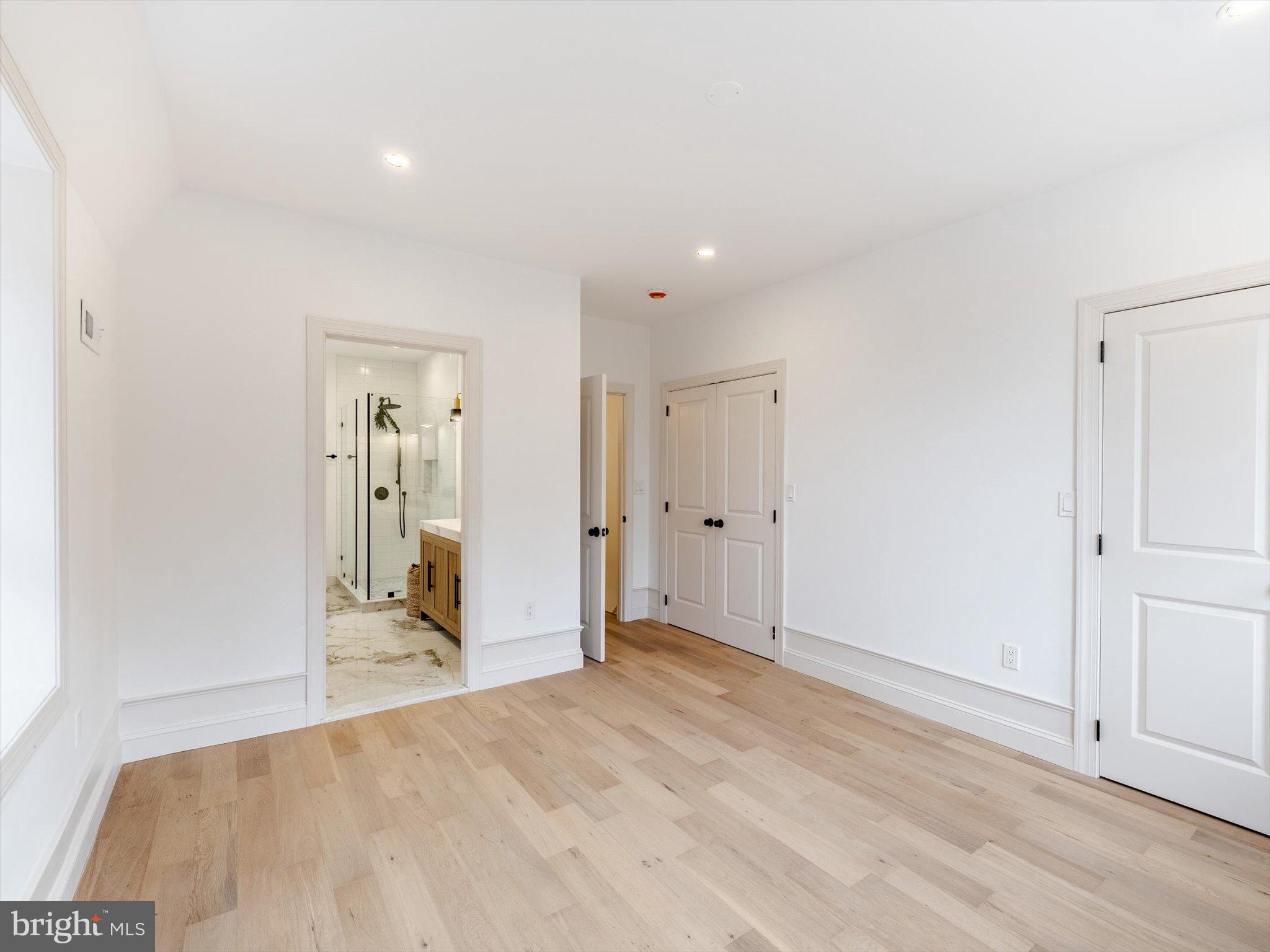 GARDEN COURT - Residential Income