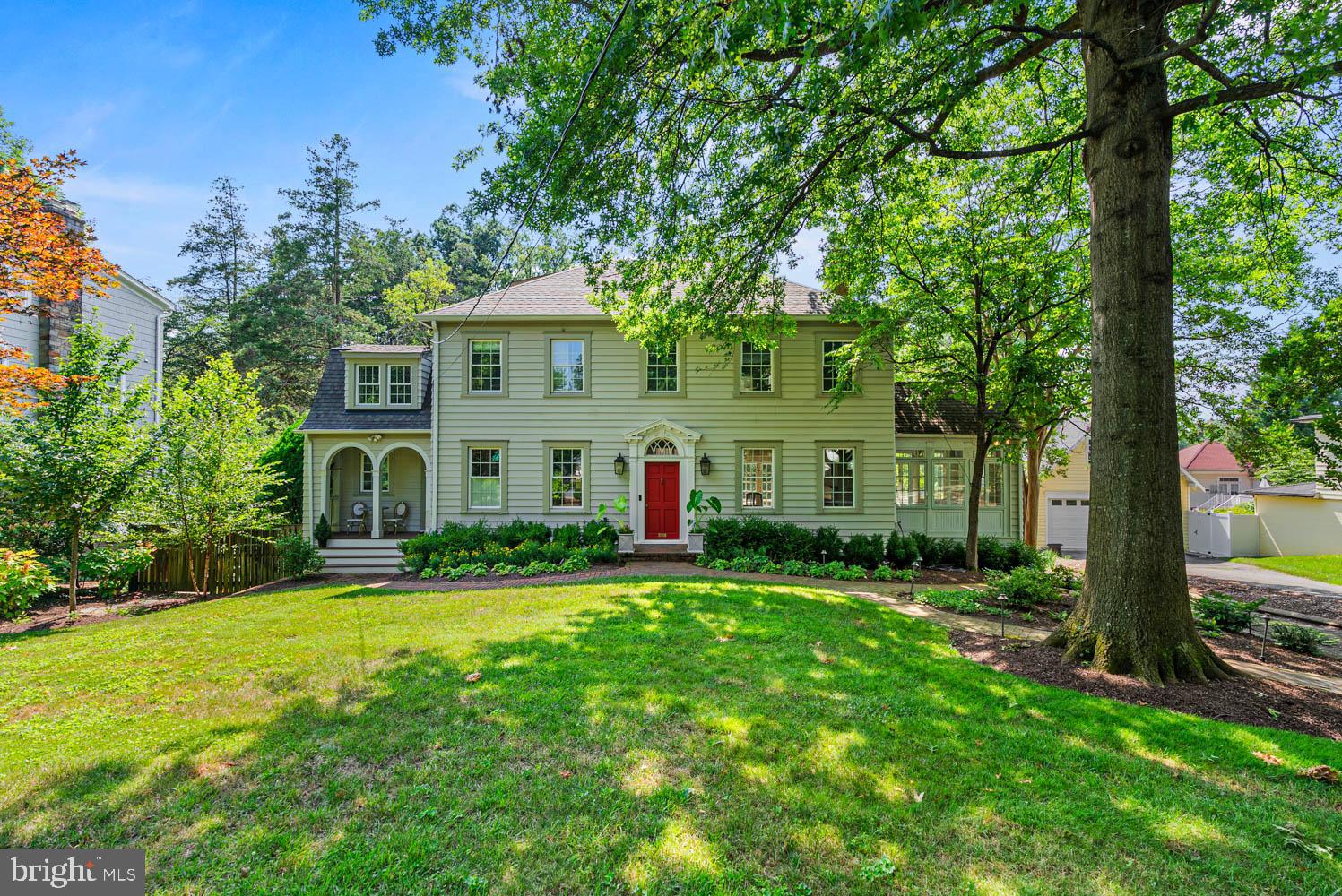 CHEVY CHASE - Residential