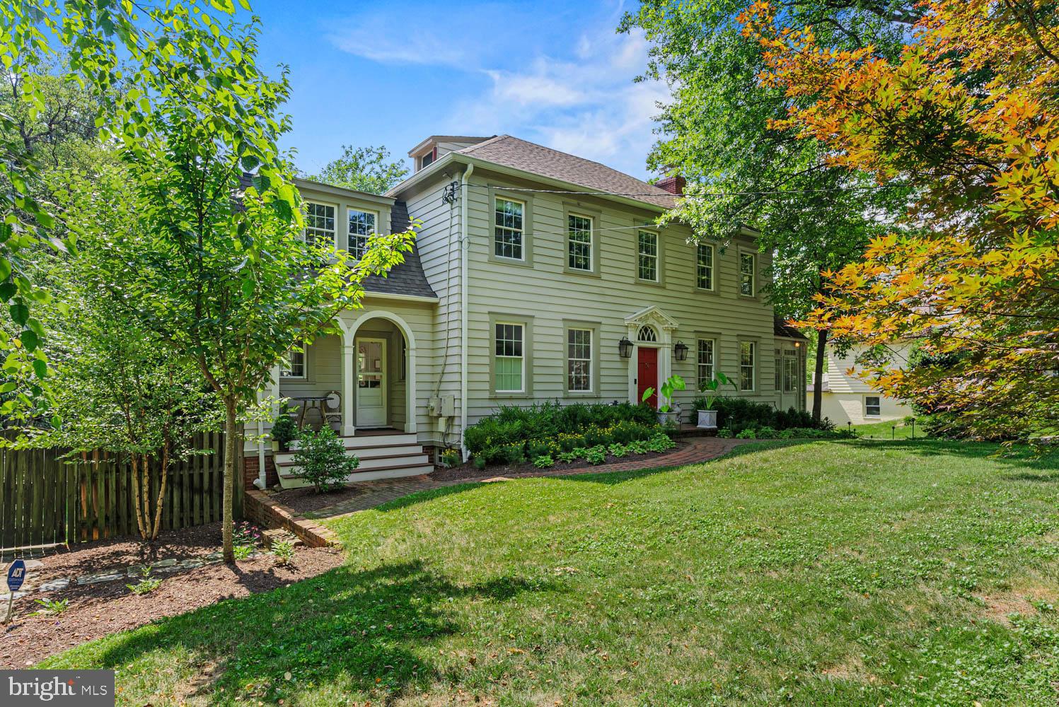 CHEVY CHASE - Residential