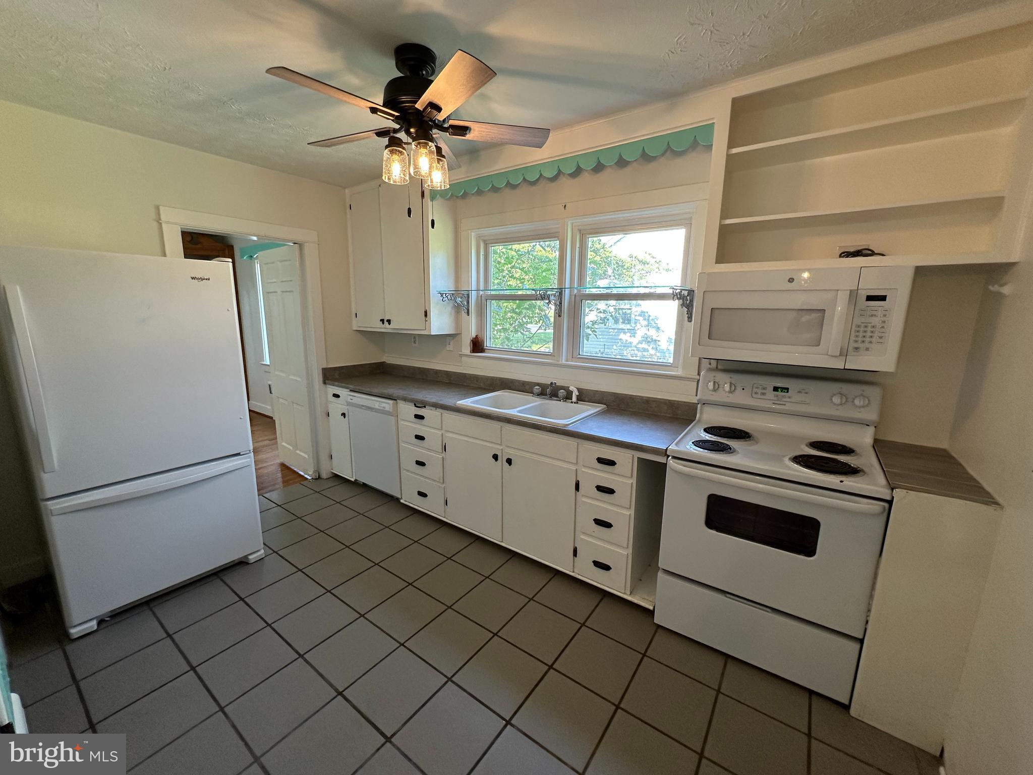 BLUE RIDGE TERRACE - Residential