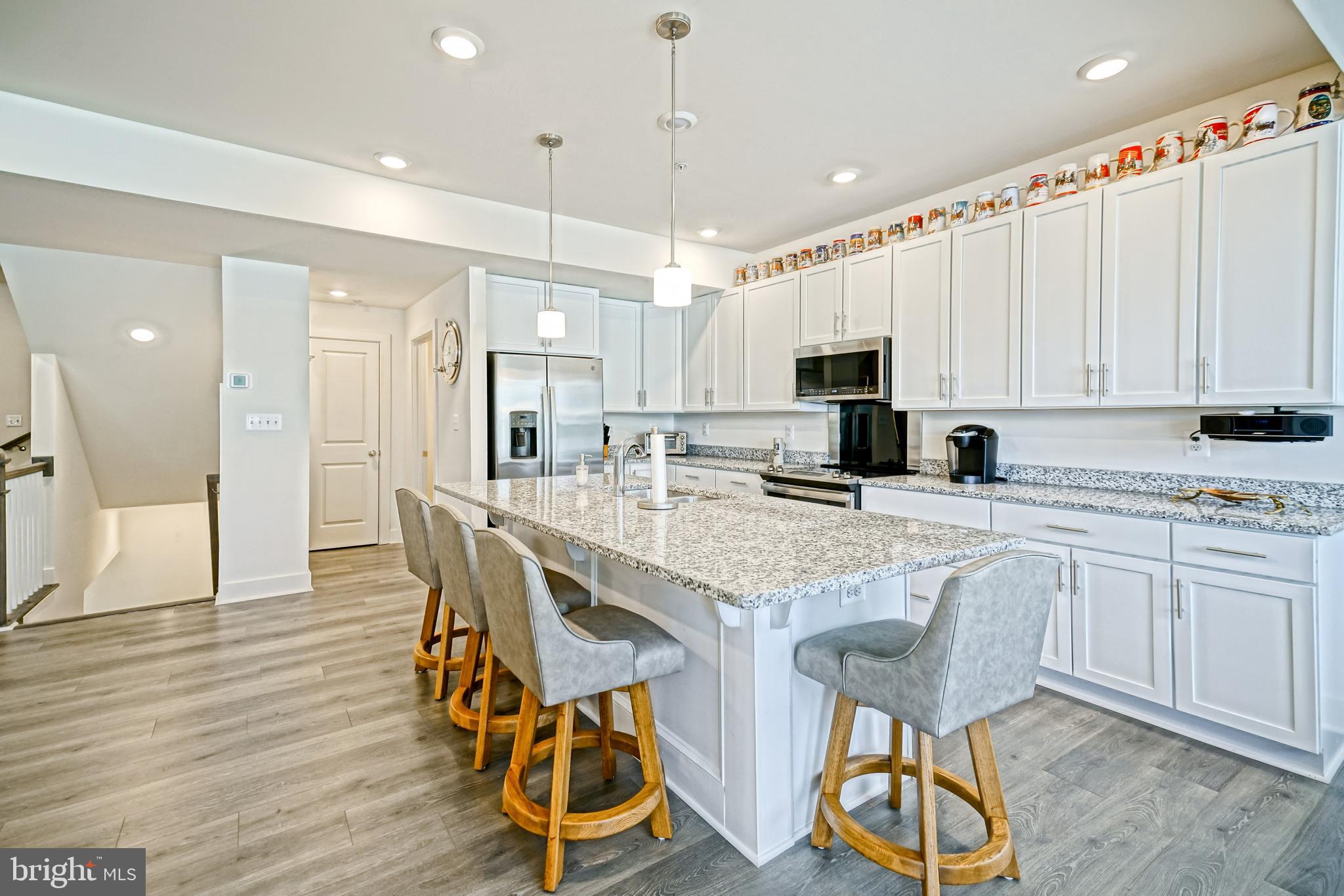 OYSTER HOUSE VILLAGE - Residential