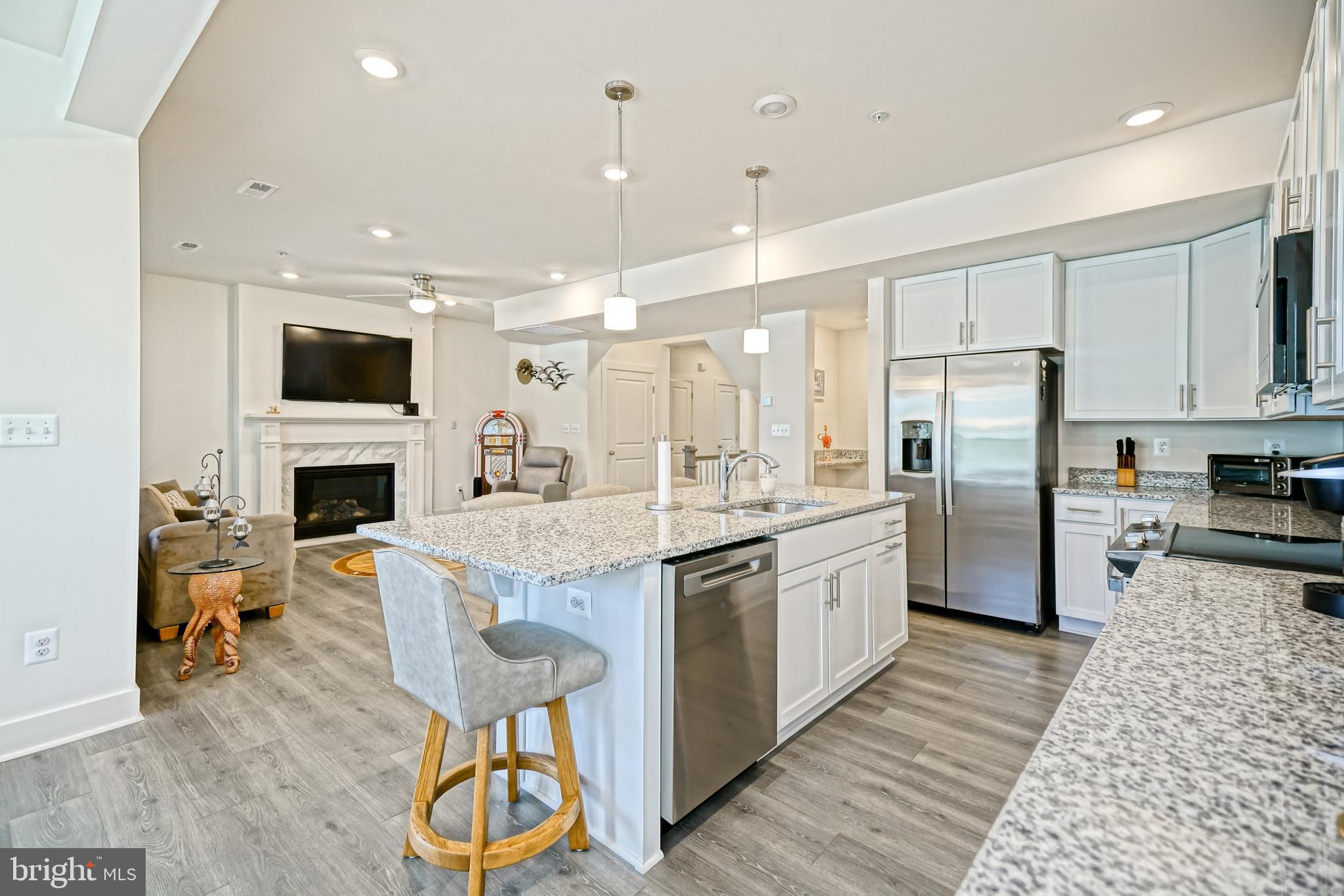 OYSTER HOUSE VILLAGE - Residential