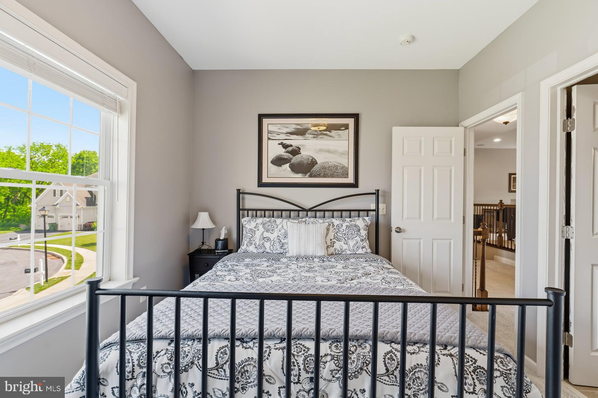 RIDGEWOOD - Residential