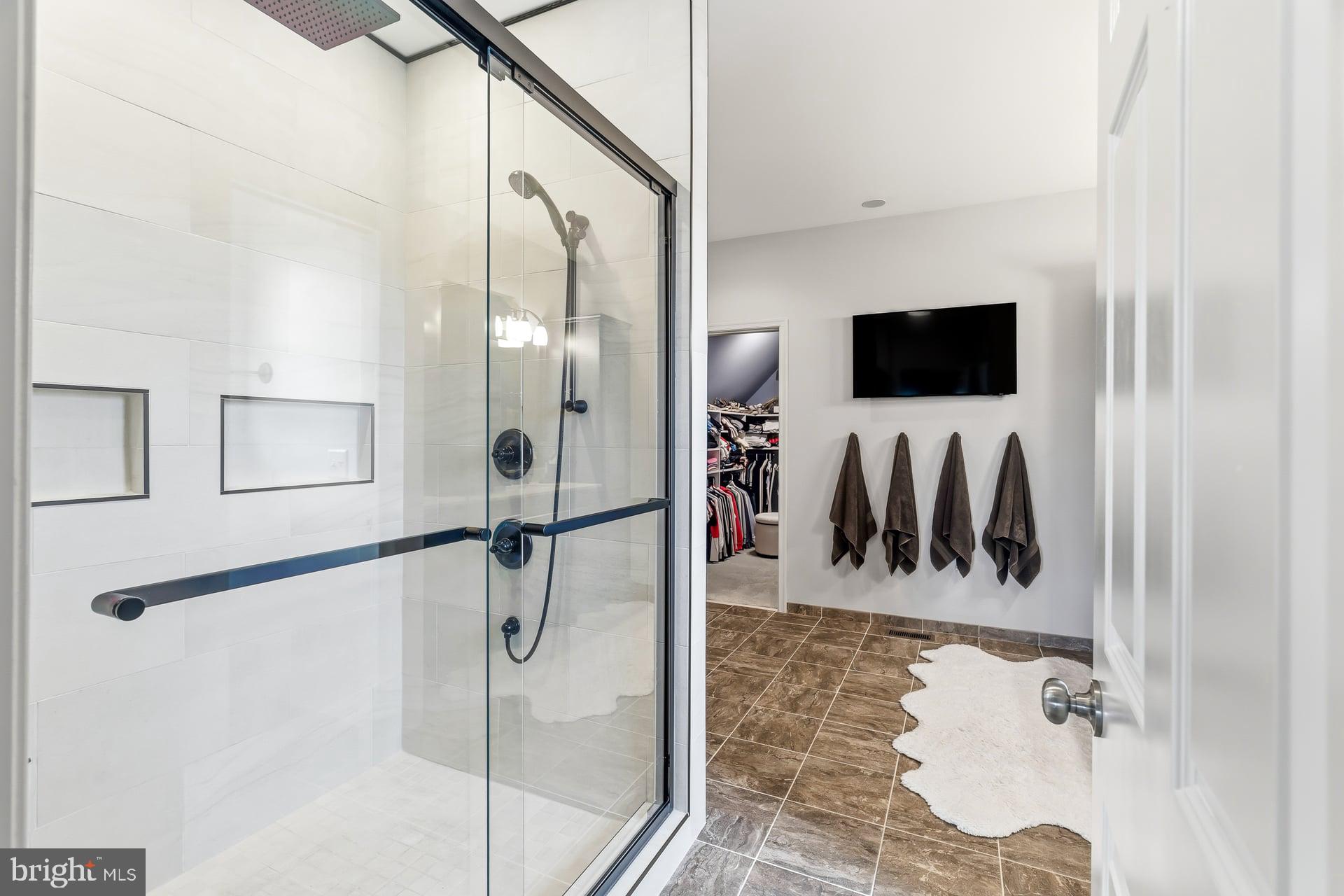 RIDGEWOOD - Residential