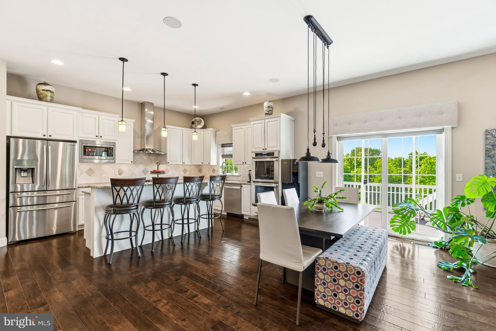RIDGEWOOD - Residential
