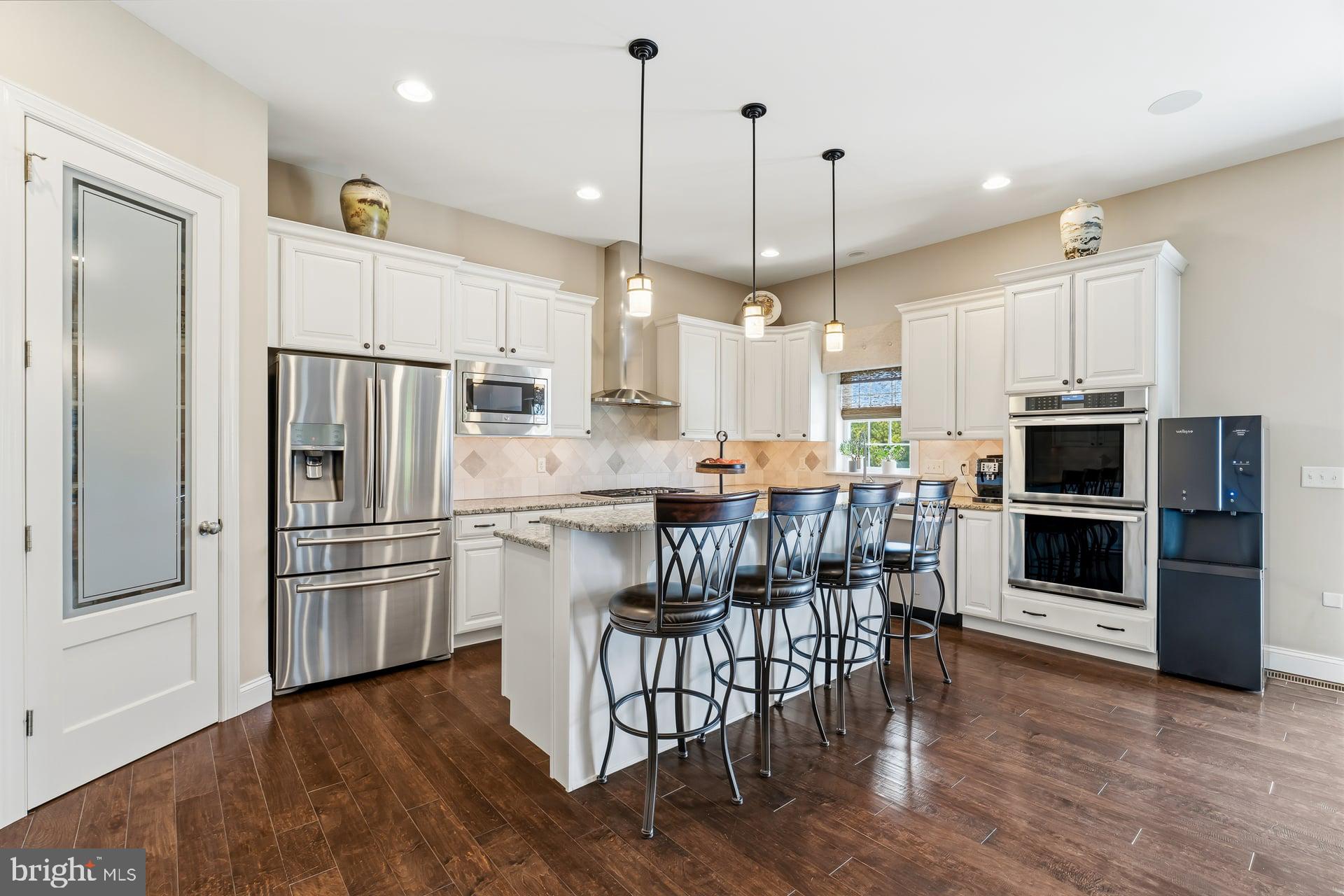 RIDGEWOOD - Residential
