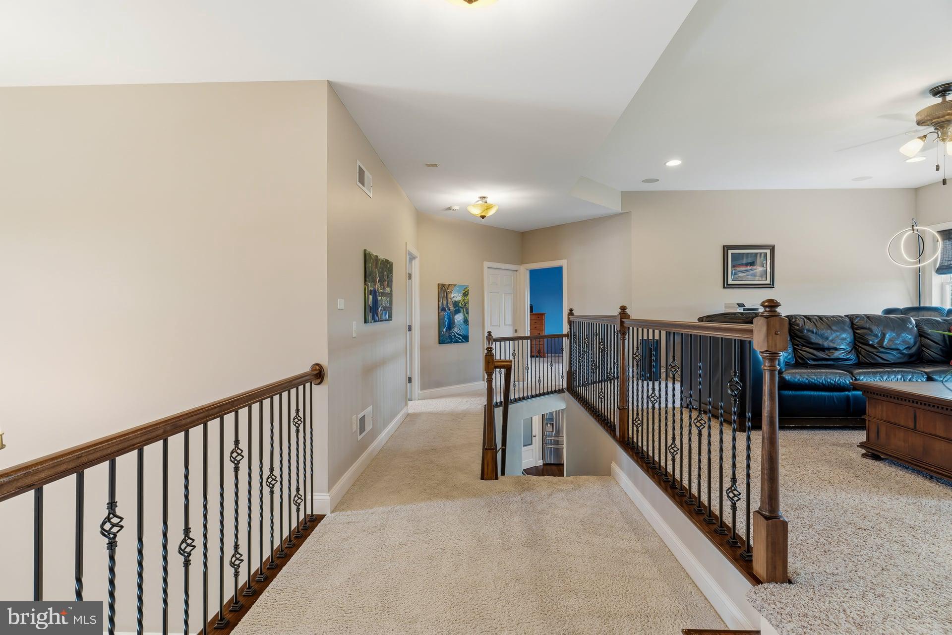 RIDGEWOOD - Residential