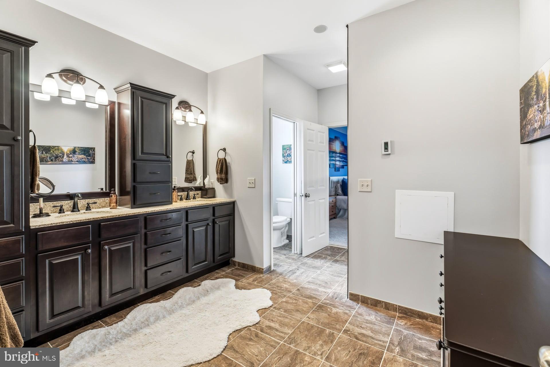 RIDGEWOOD - Residential