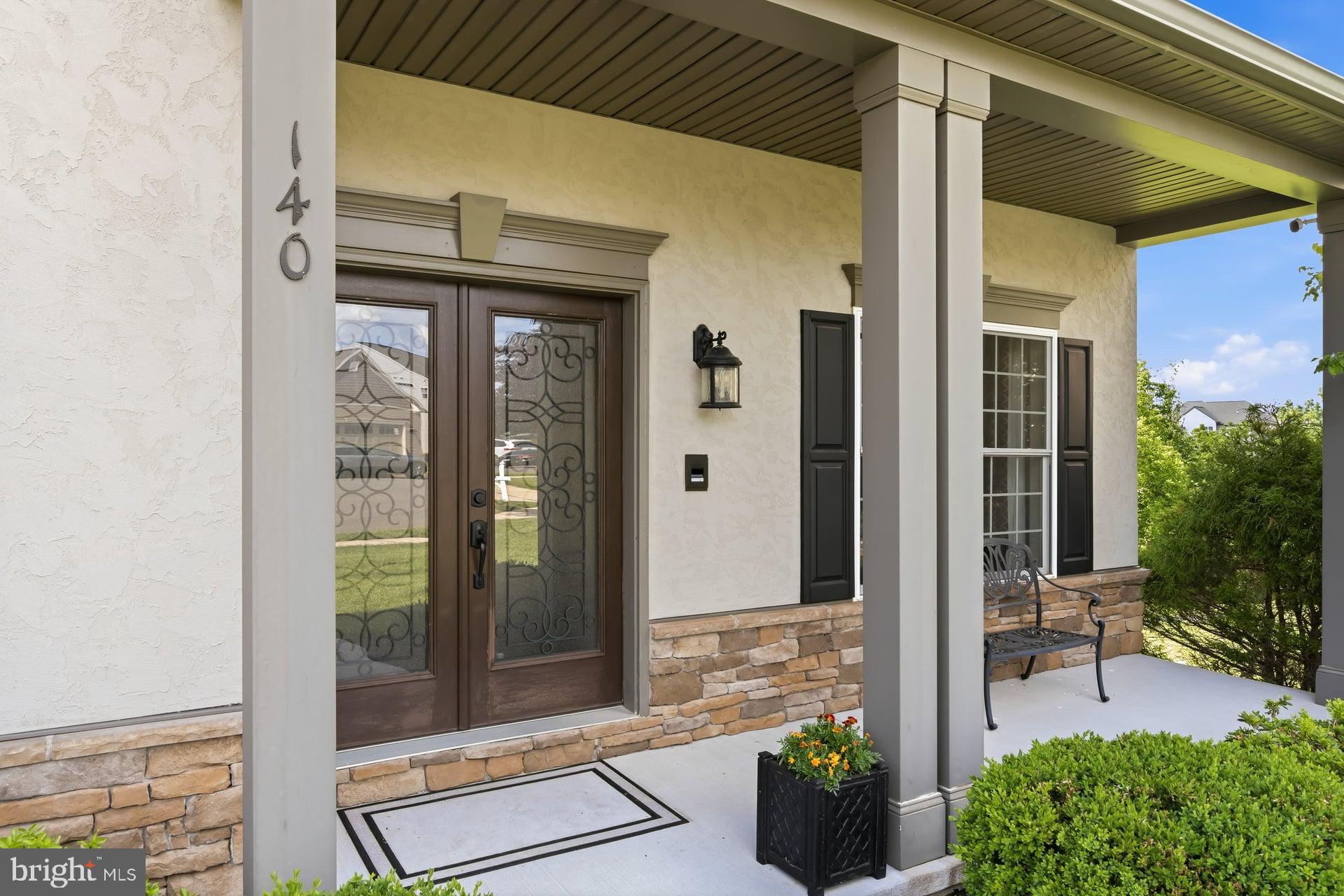 RIDGEWOOD - Residential