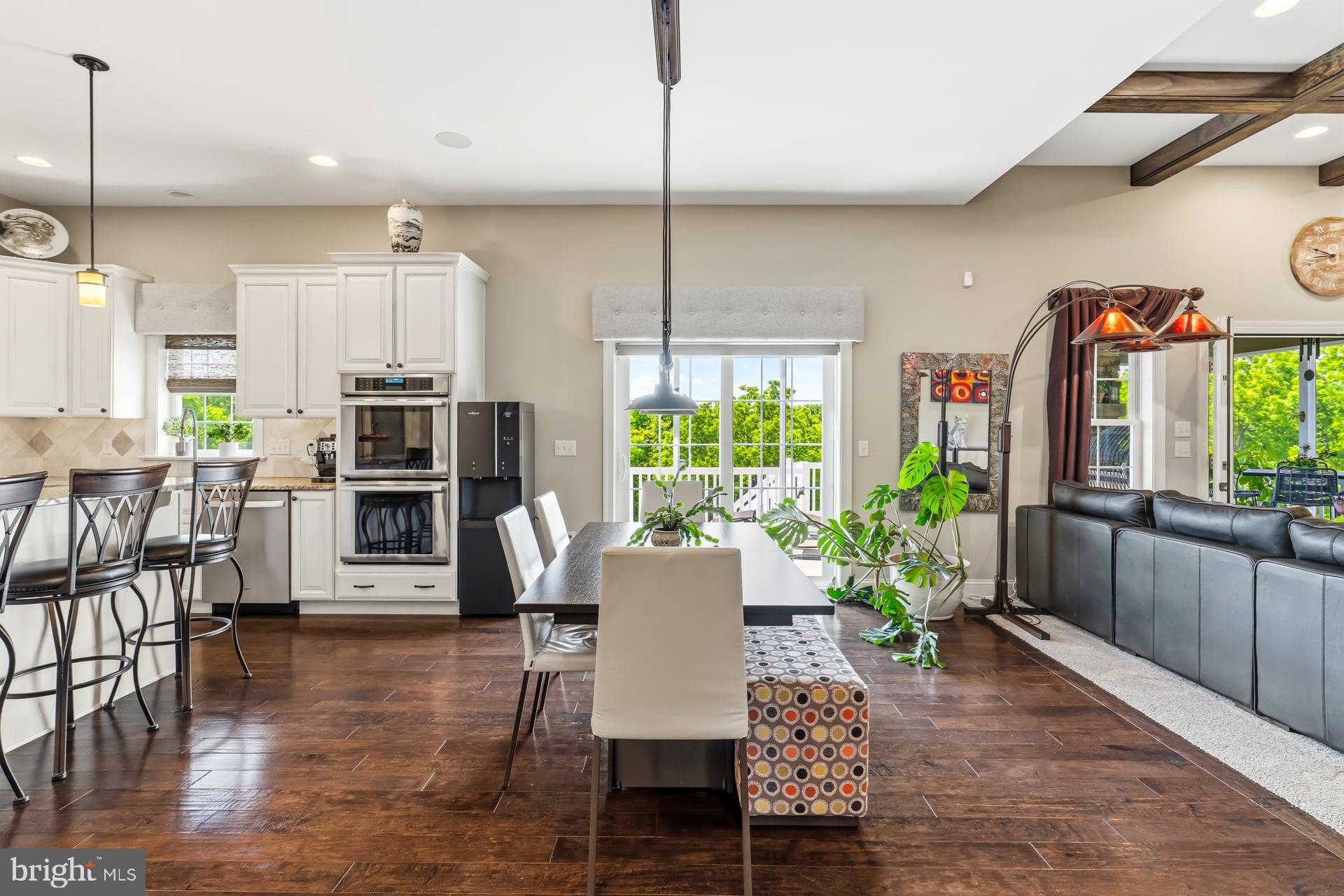 RIDGEWOOD - Residential