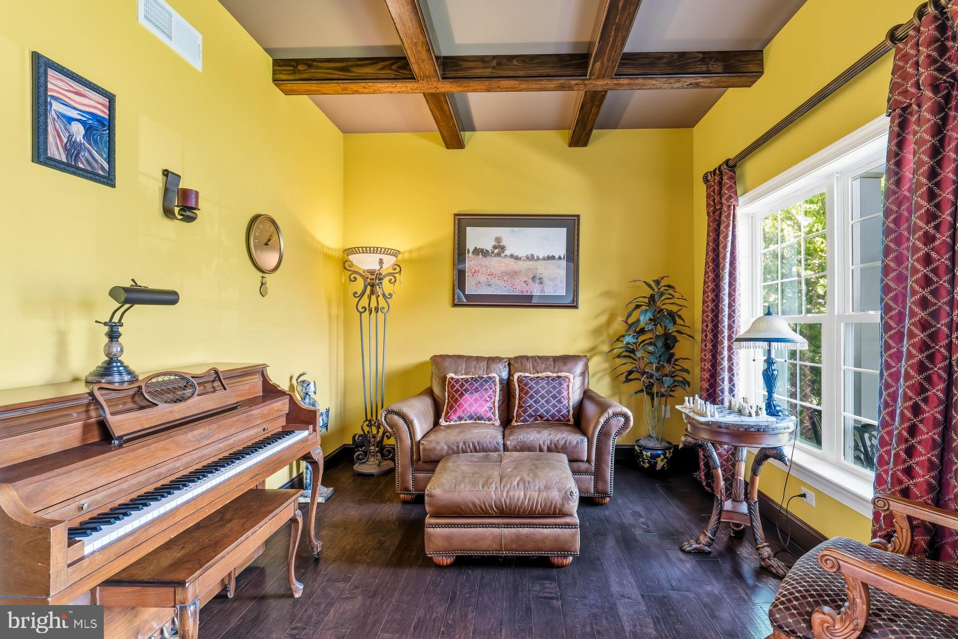 RIDGEWOOD - Residential