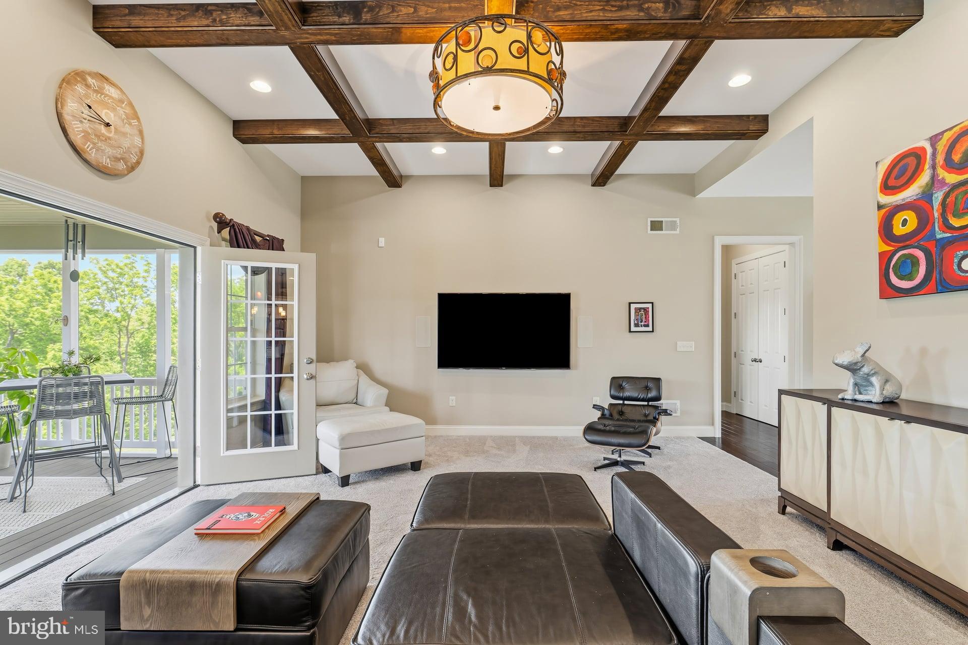 RIDGEWOOD - Residential