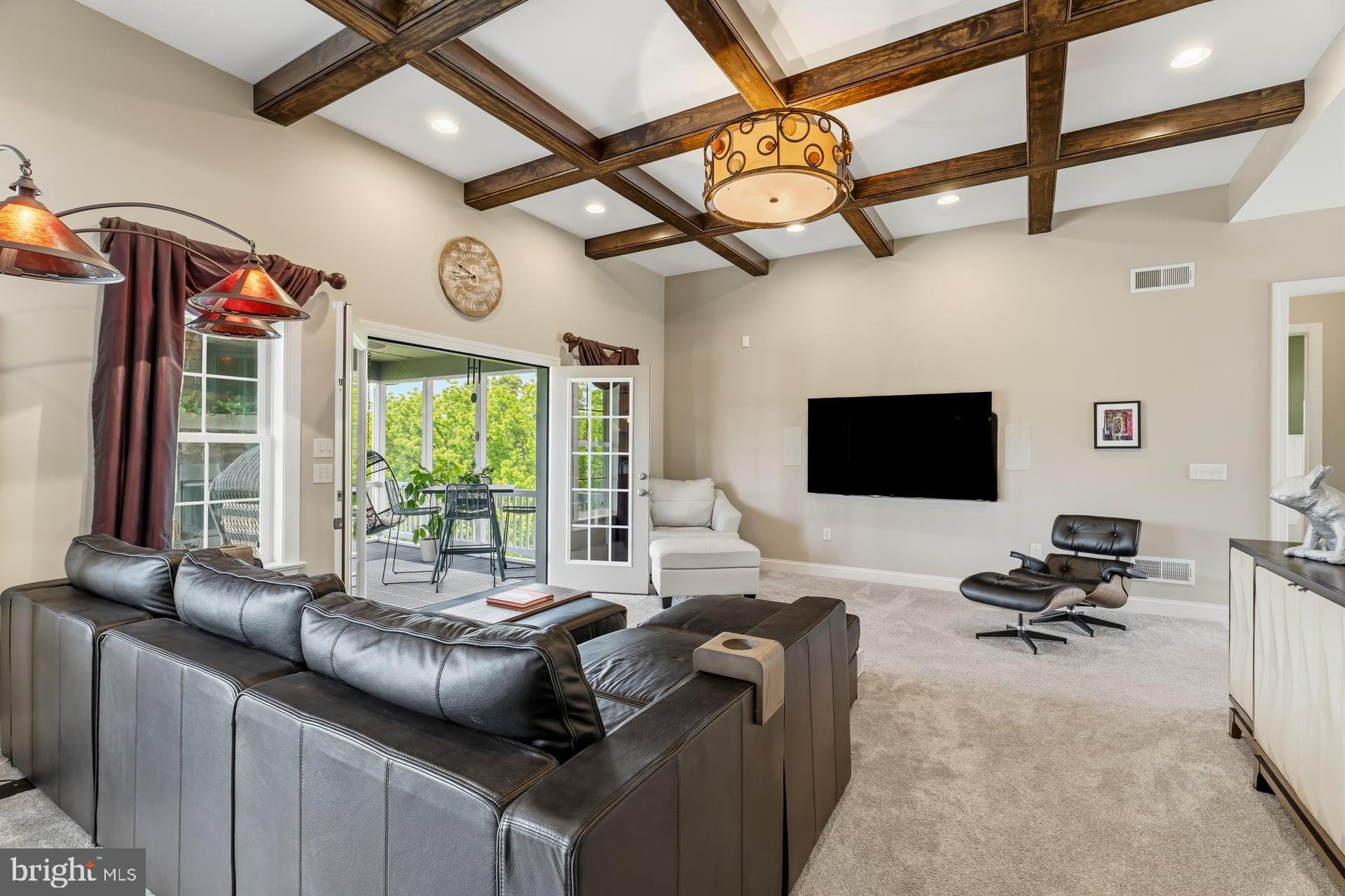 RIDGEWOOD - Residential
