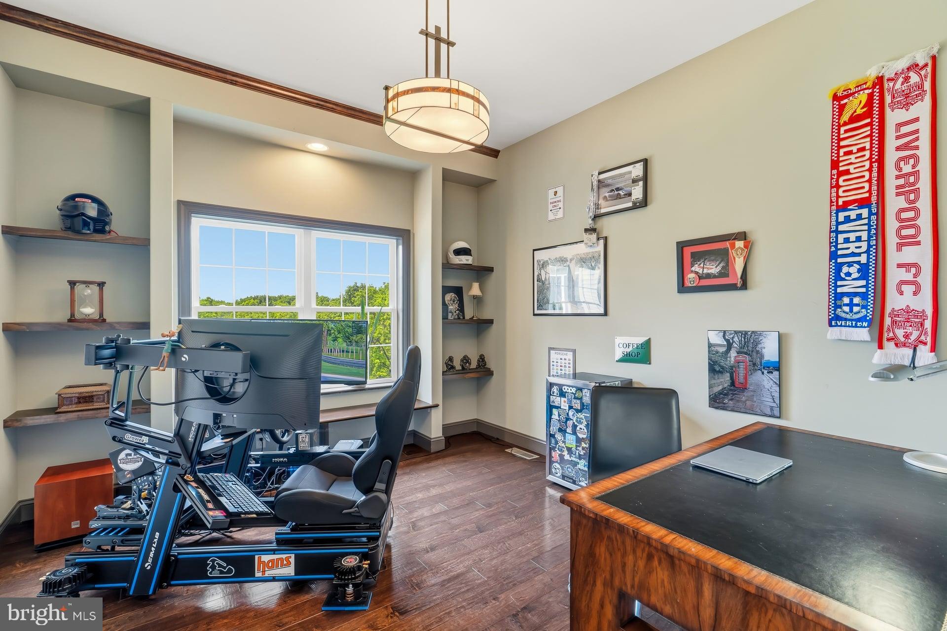 RIDGEWOOD - Residential