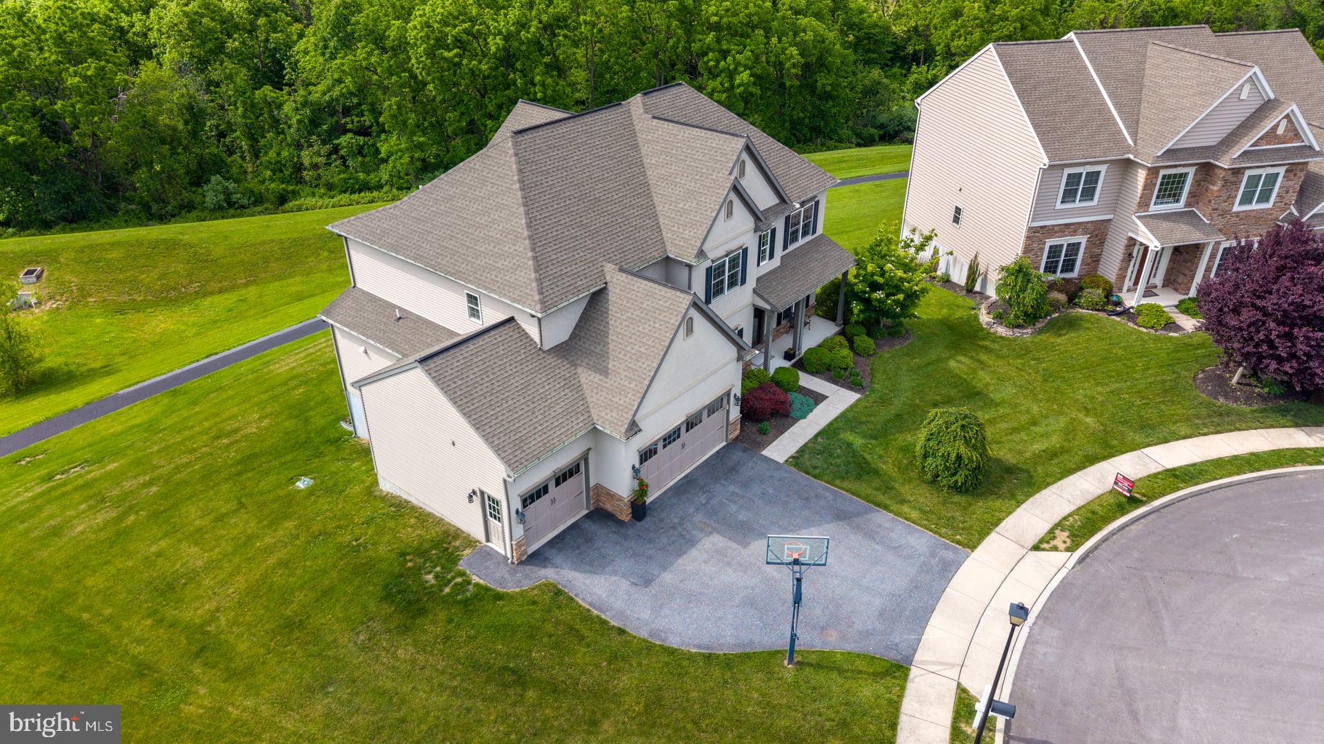 RIDGEWOOD - Residential