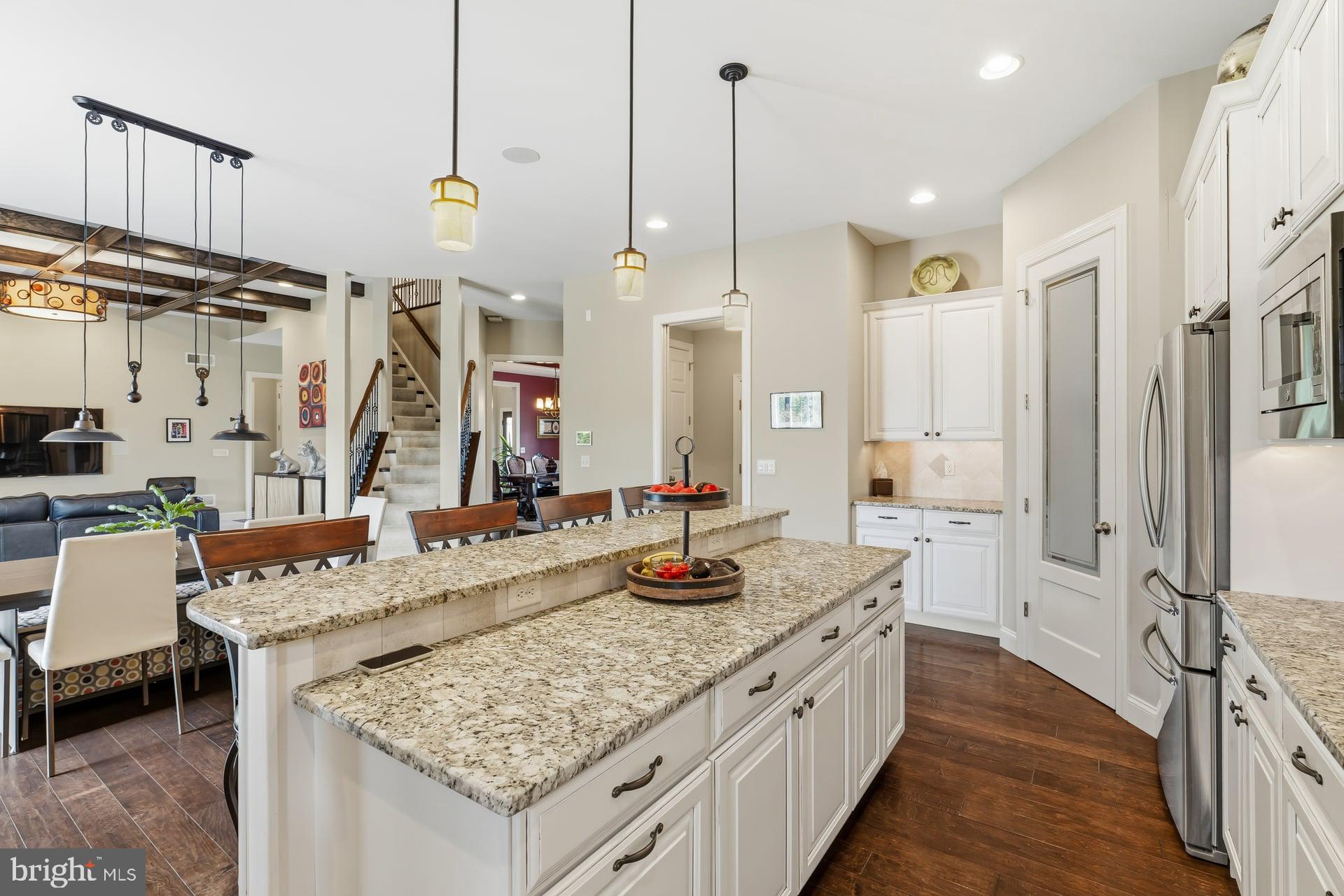 RIDGEWOOD - Residential