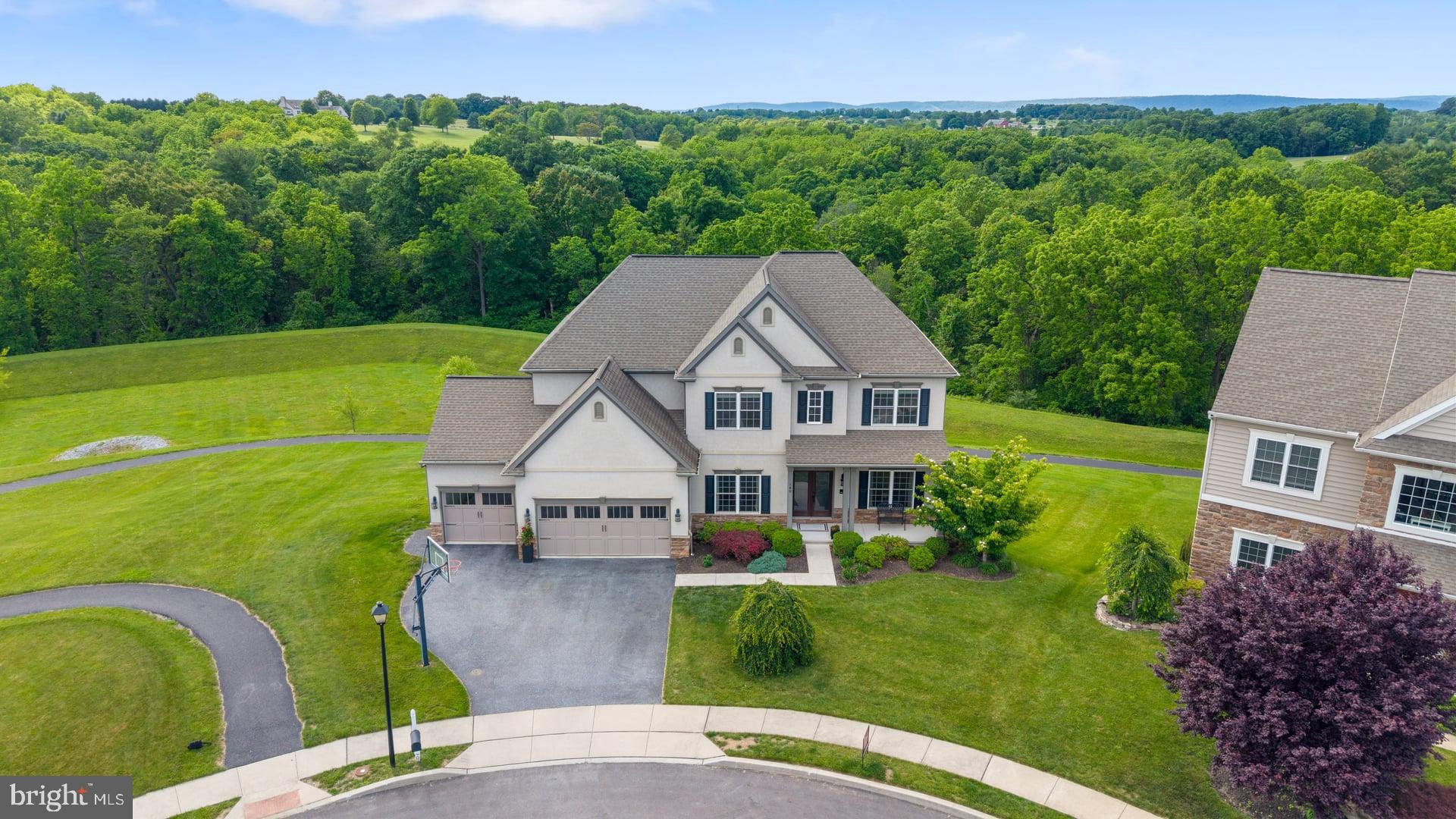 RIDGEWOOD - Residential