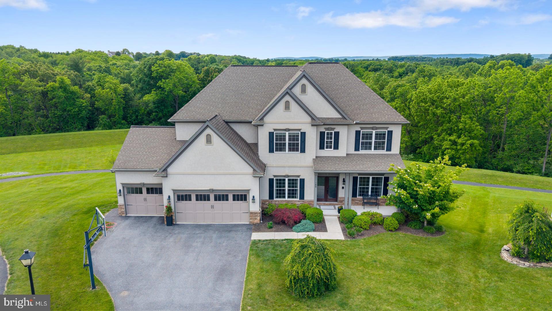 RIDGEWOOD - Residential