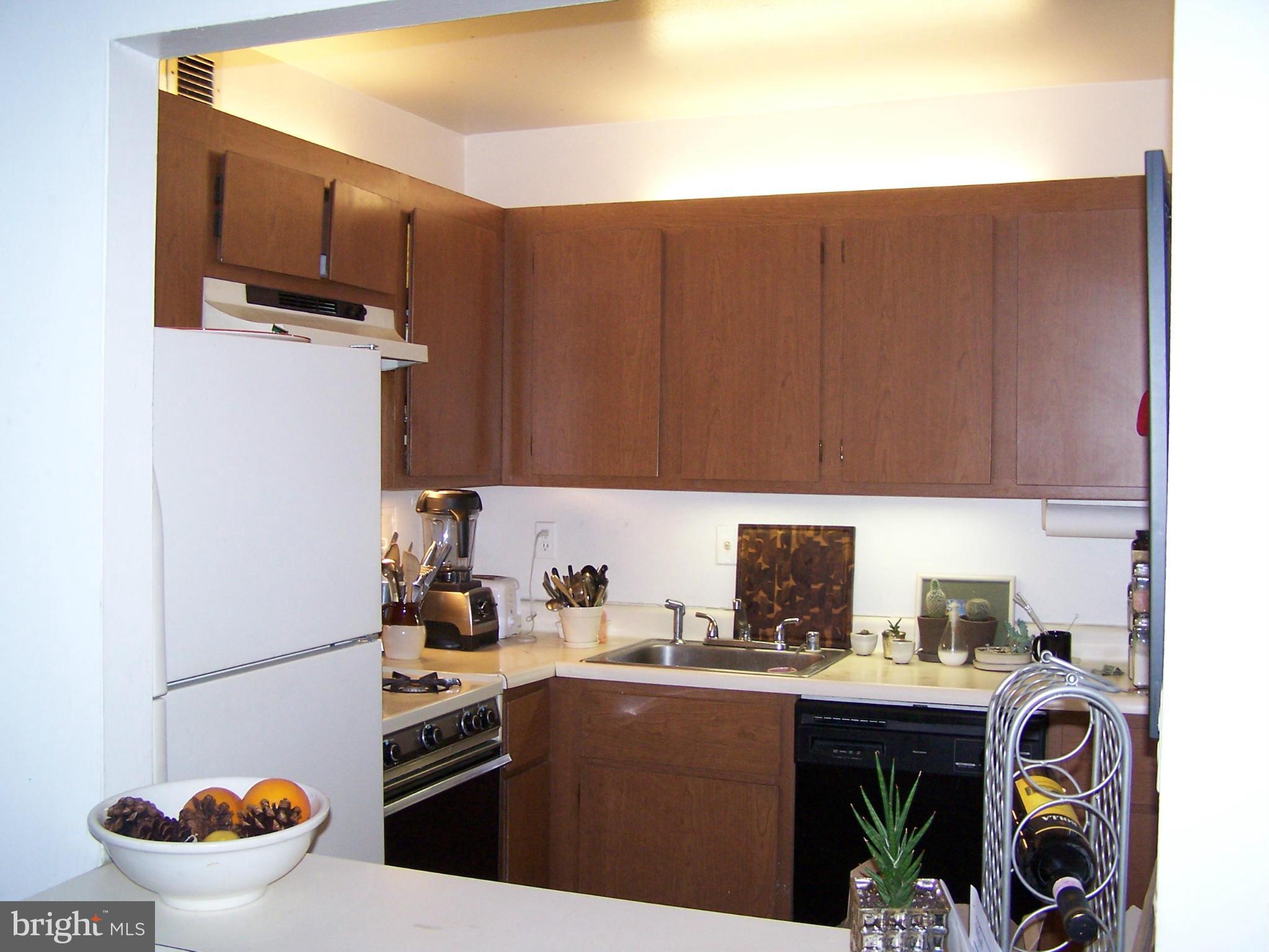 WILLOUGHBY OF CHEVY CHASE - Residential Lease