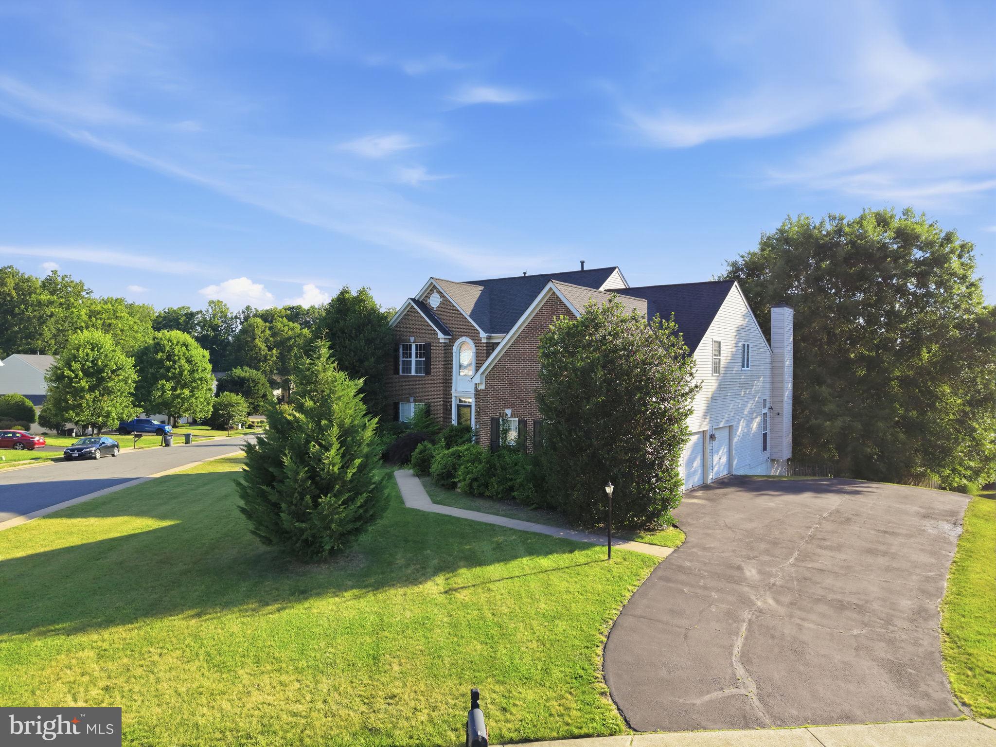 DAWSON LANDING - Residential