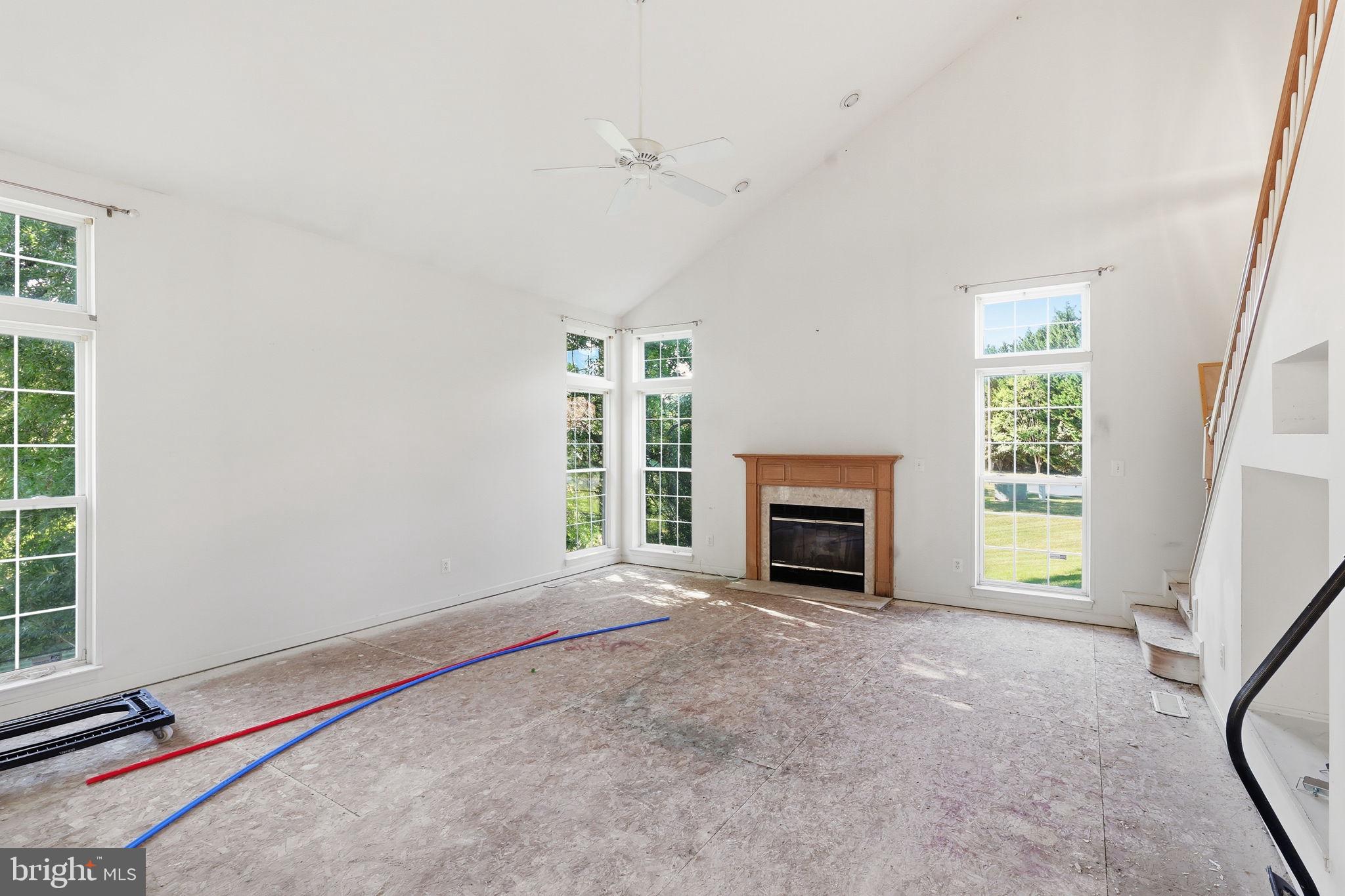 DAWSON LANDING - Residential