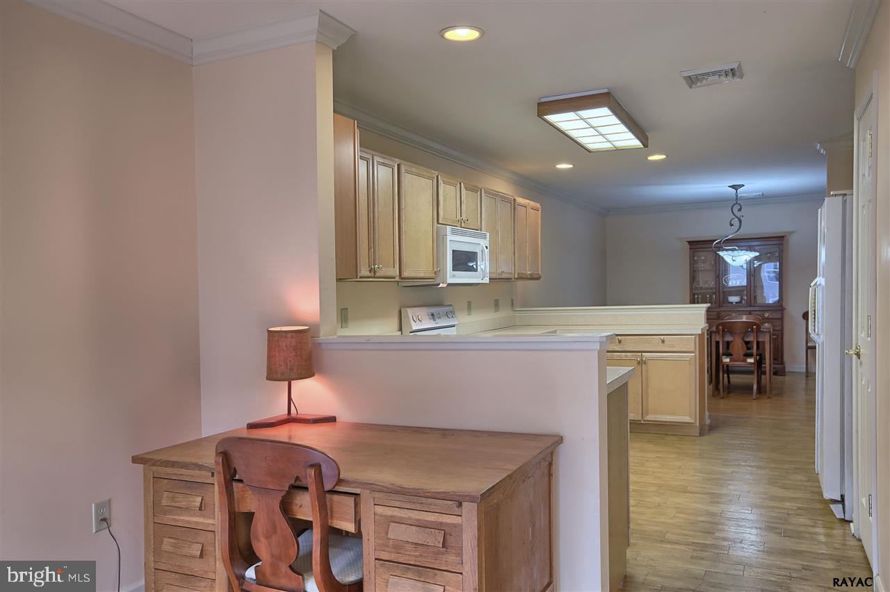 EQUINE MEADOWS - Residential