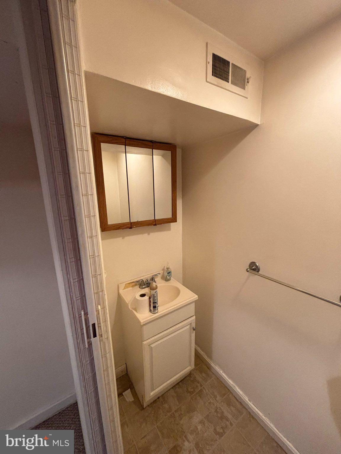 MONTGOMERY MEADOWS - Residential