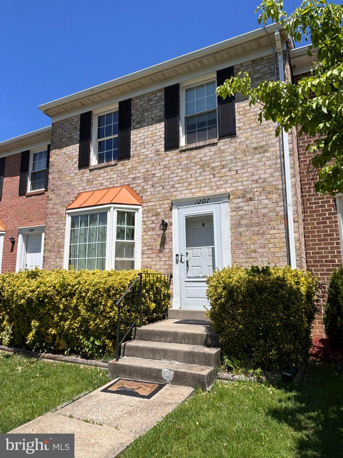MONTGOMERY MEADOWS - Residential