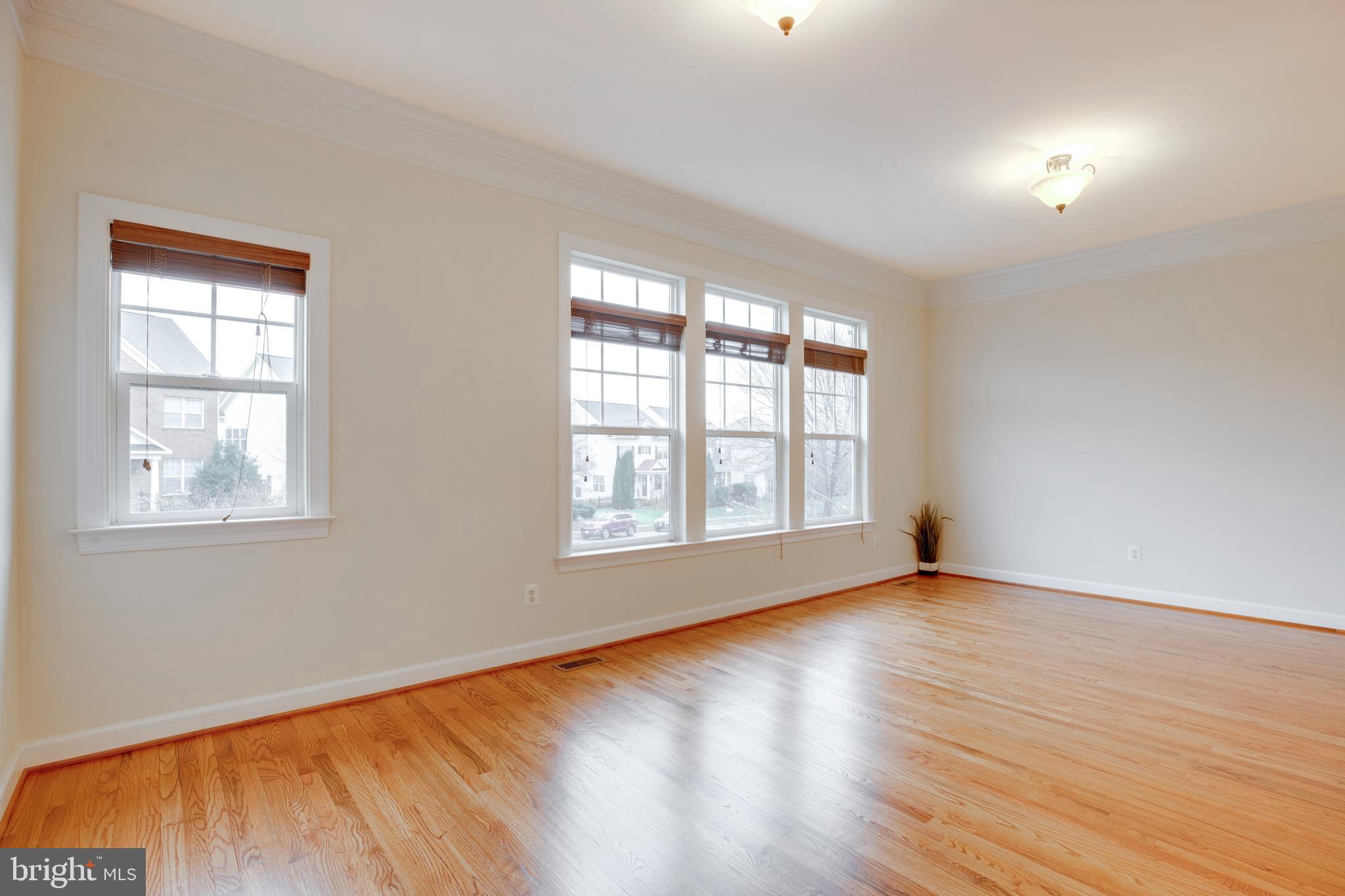 MEADOWS AT MORRIS FARM - Residential Lease