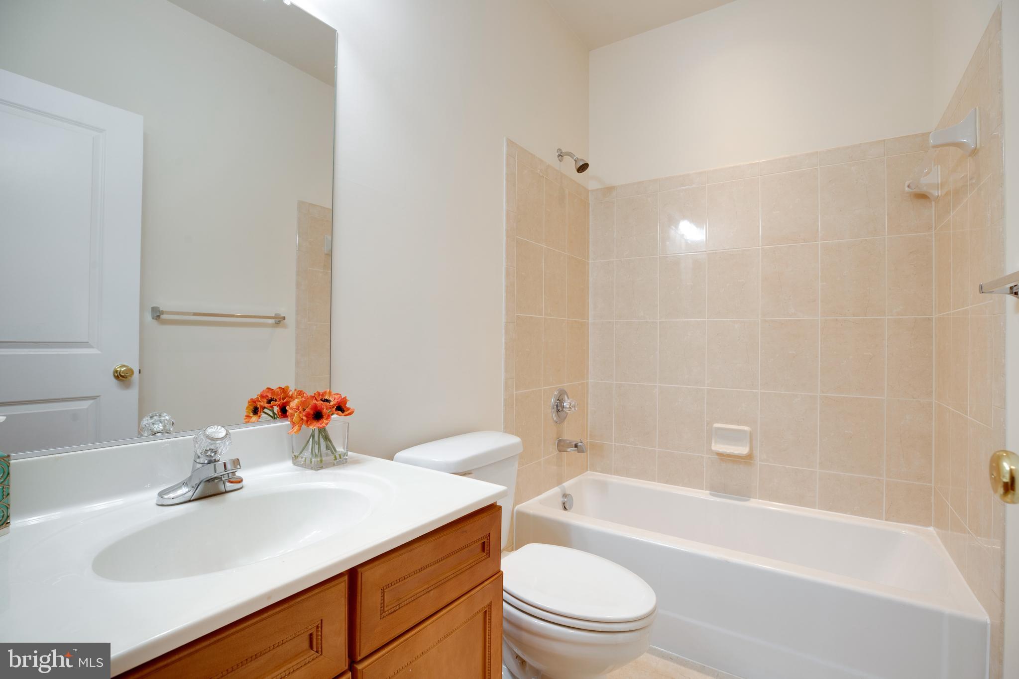 MEADOWS AT MORRIS FARM - Residential Lease