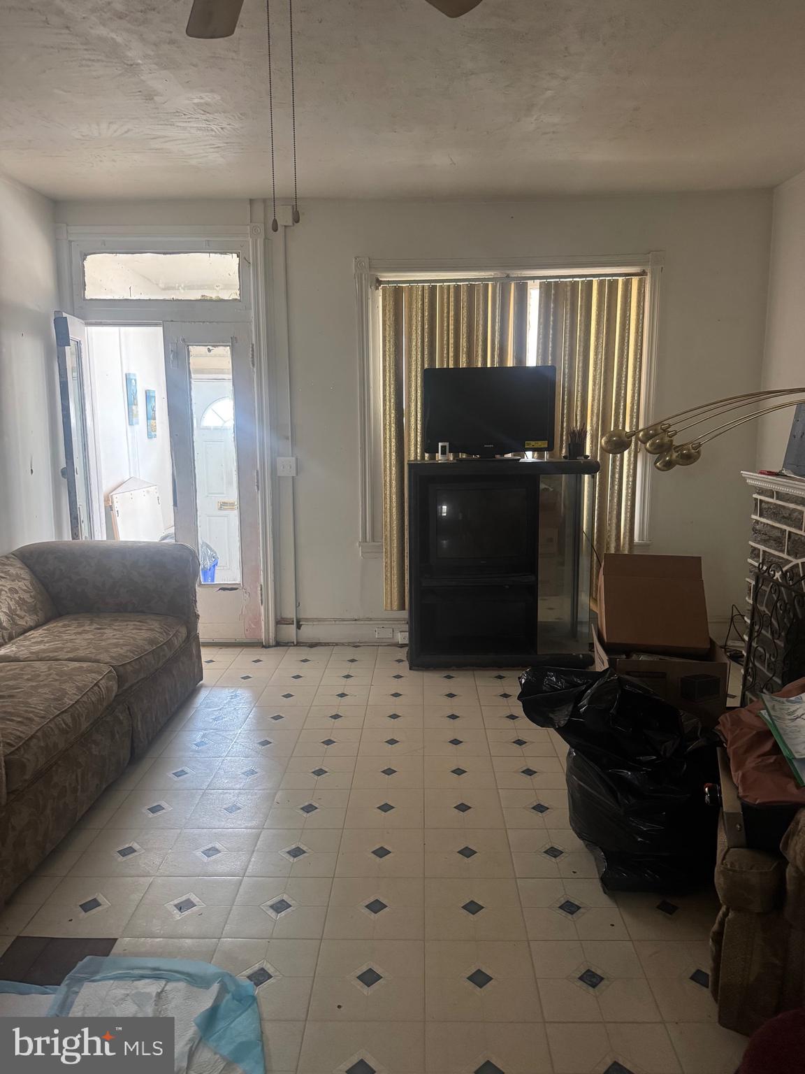 POINT BREEZE - Residential