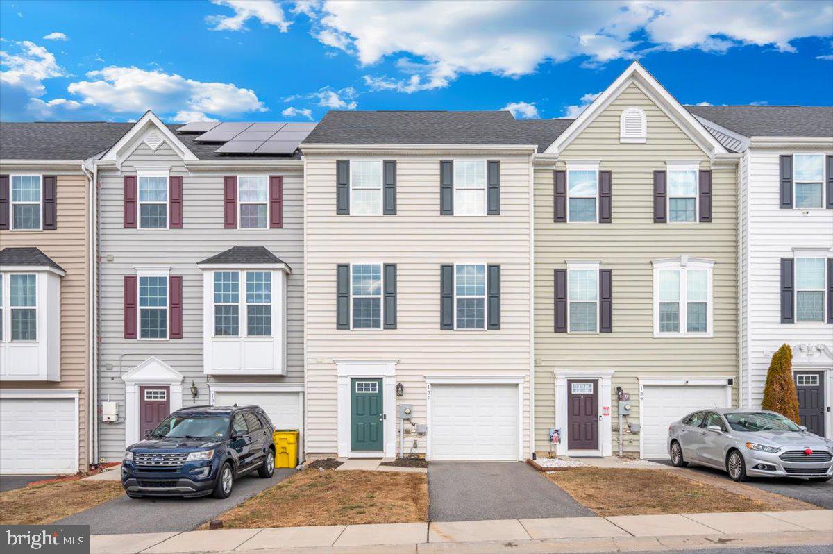 POTOMAC STATION - Residential