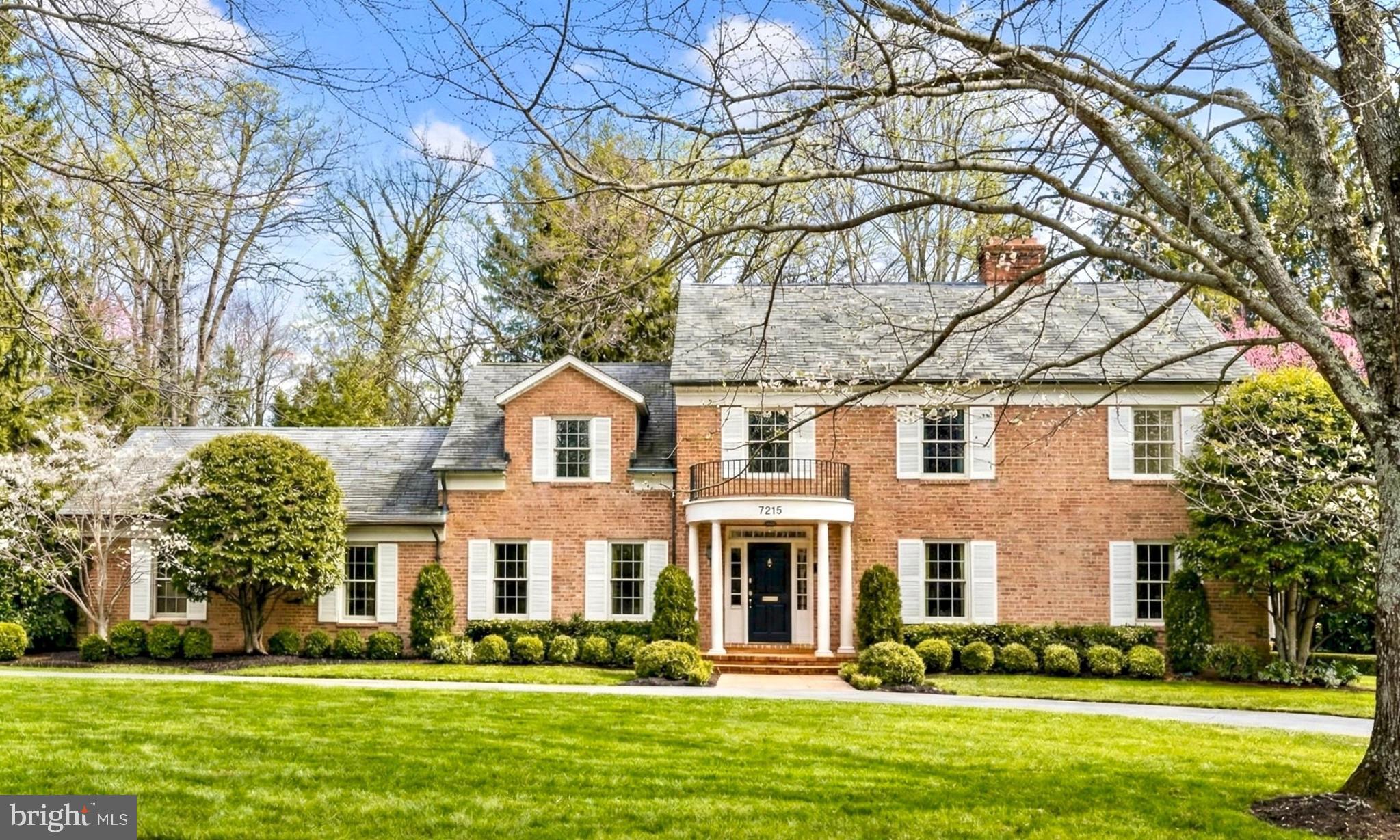 BANNOCKBURN ESTATES - Residential