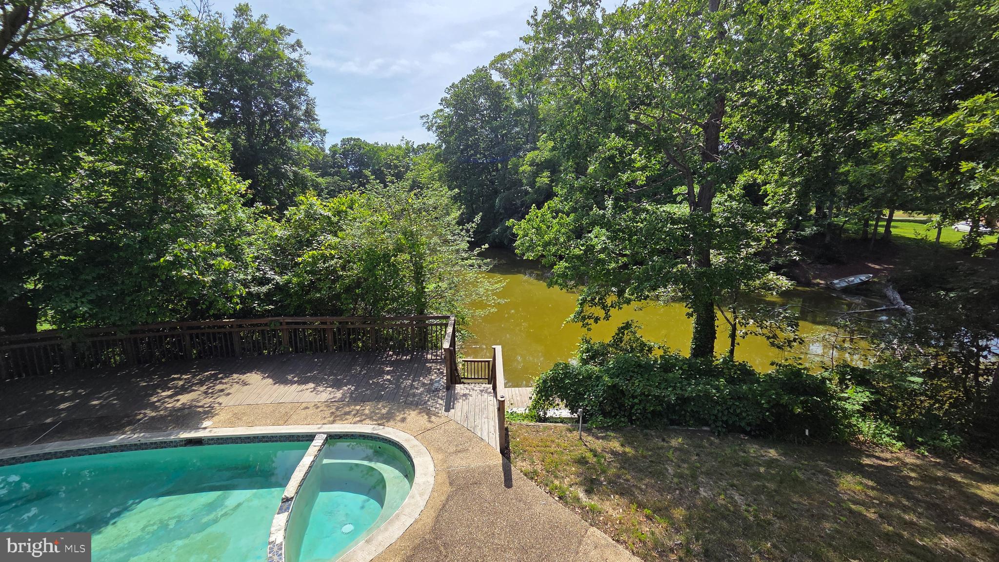 SHORES OF CALVERT - Residential