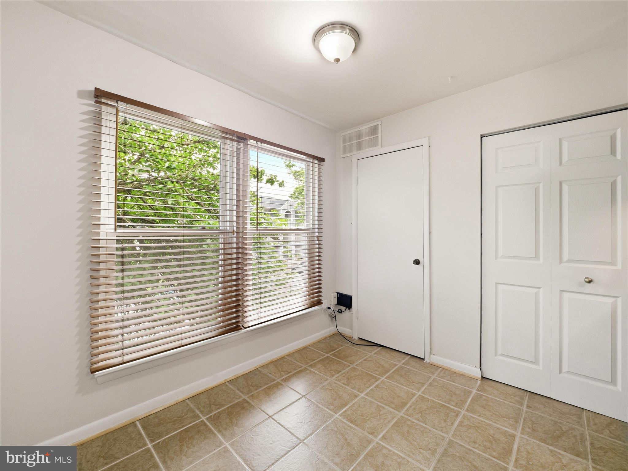 GREENFIELDS - Residential