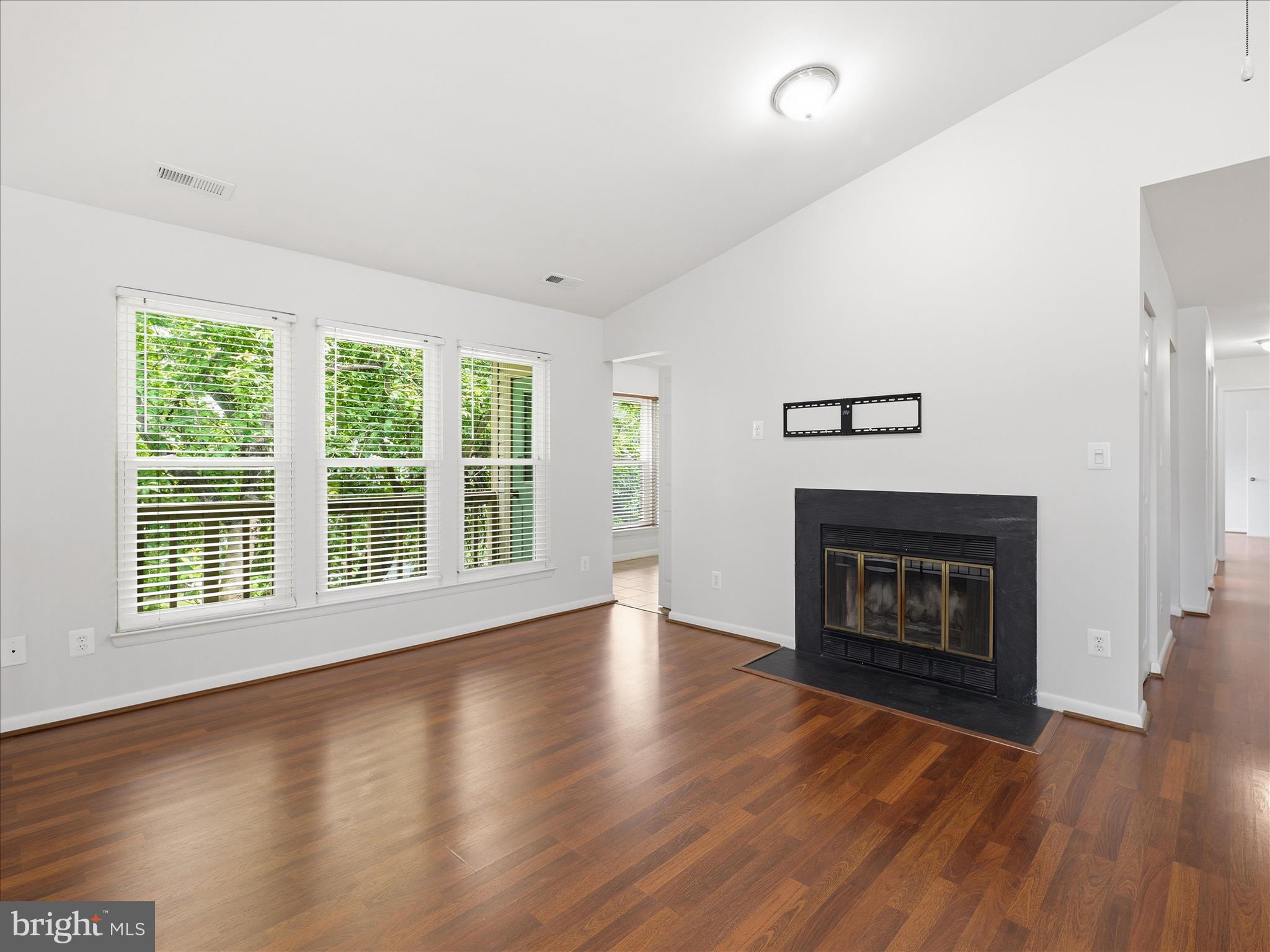 GREENFIELDS - Residential