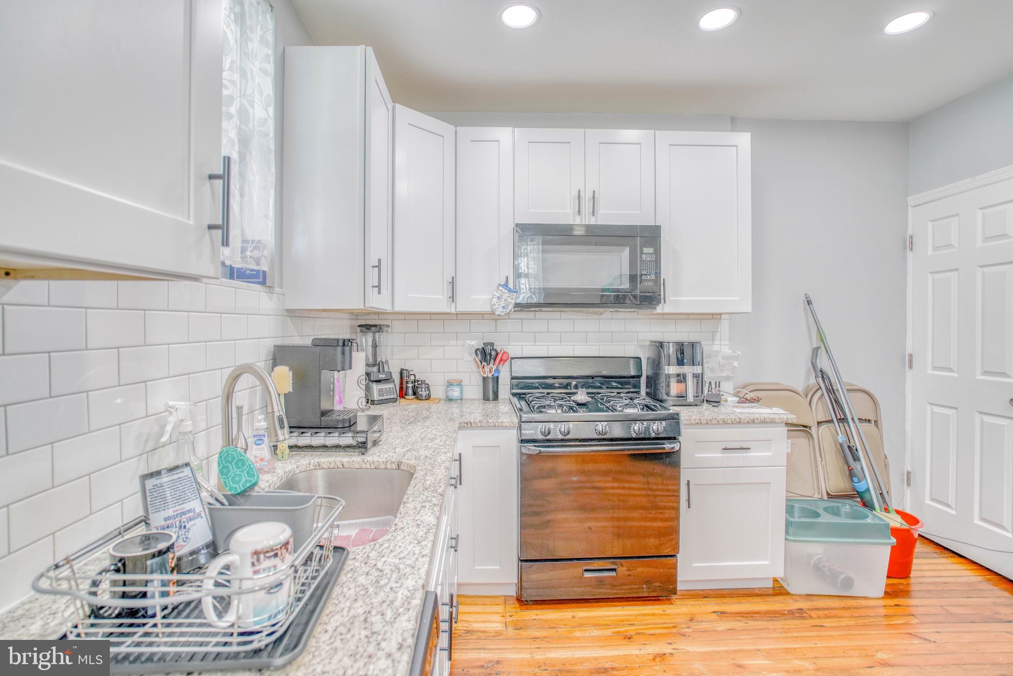 LOWER MOYAMENSING - Residential