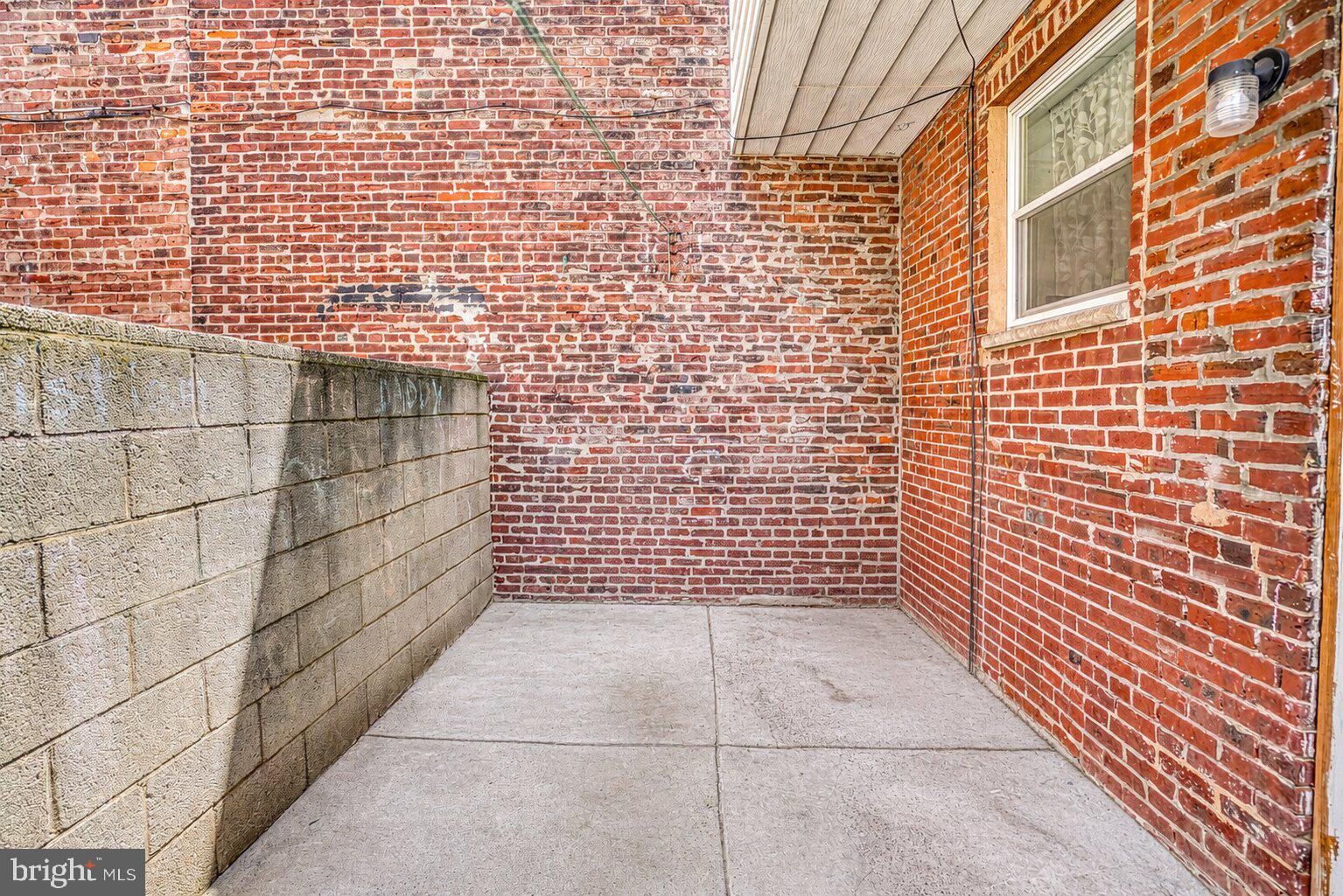 LOWER MOYAMENSING - Residential