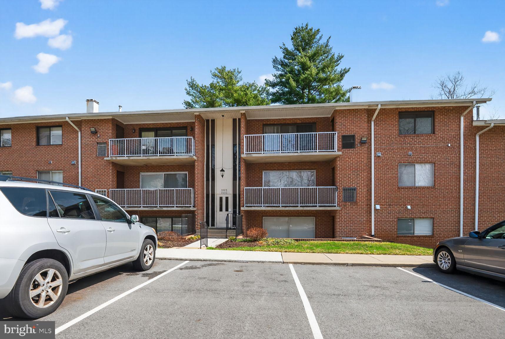 Beautifully updated and lovingly maintained, this top-floor one-bedroom, one-bath condo in Chestnut Hill is move-in ready and waiting for its next owner. The sun-filled open-concept living and dining area features a neutral color palette, providing the perfect backdrop to make the space your own. The updated kitchen offers white shaker-style cabinetry, granite countertops, newer appliances, a convenient pass-through to the dining room, and abundant cabinet space for all your culinary essentials. The spacious bedroom includes a large walk-in closet, while the tastefully renovated bathroom showcases custom gray-toned tilework and a stylish new vanity. Step outside onto your private balcony to enjoy your morning coffee or unwind with a glass of wine at the end of the day. Additional highlights include a full-size front-loading washer and dryer, as well as access to the community pool for relaxing and recreation. This exceptional home combines comfort, style, and convenience—welcome home!