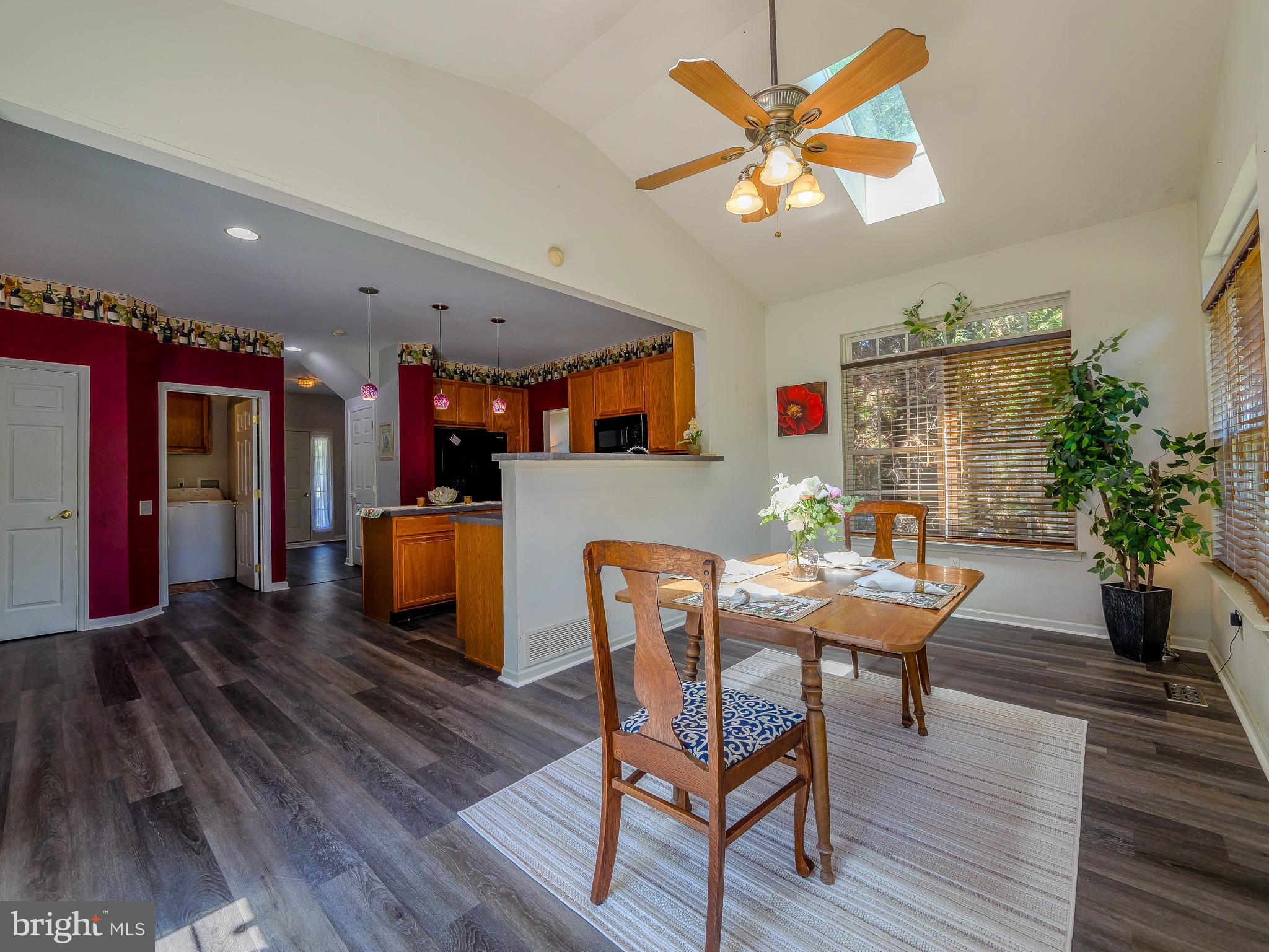 BAYVIEW MANOR II - Residential