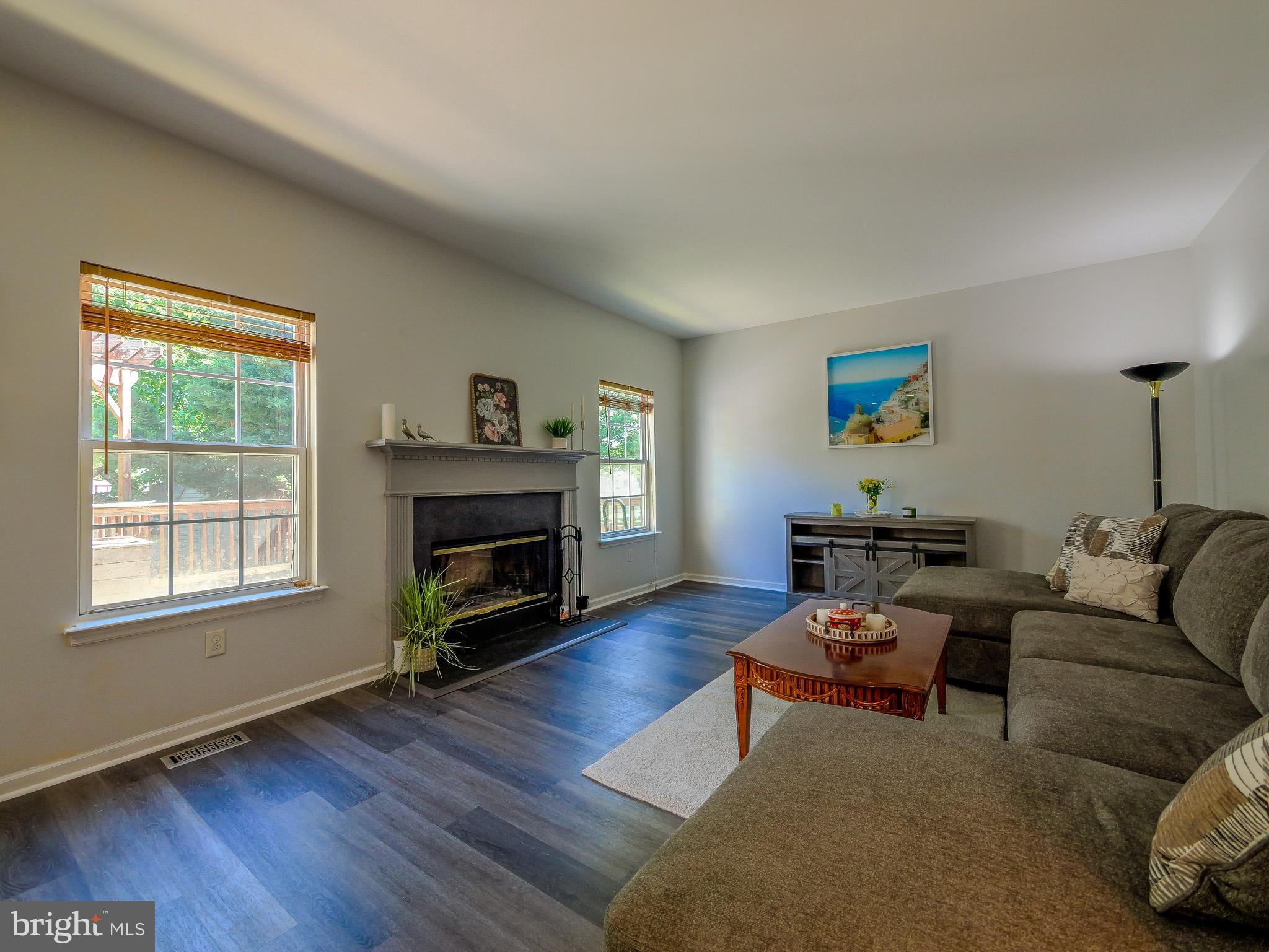 BAYVIEW MANOR II - Residential