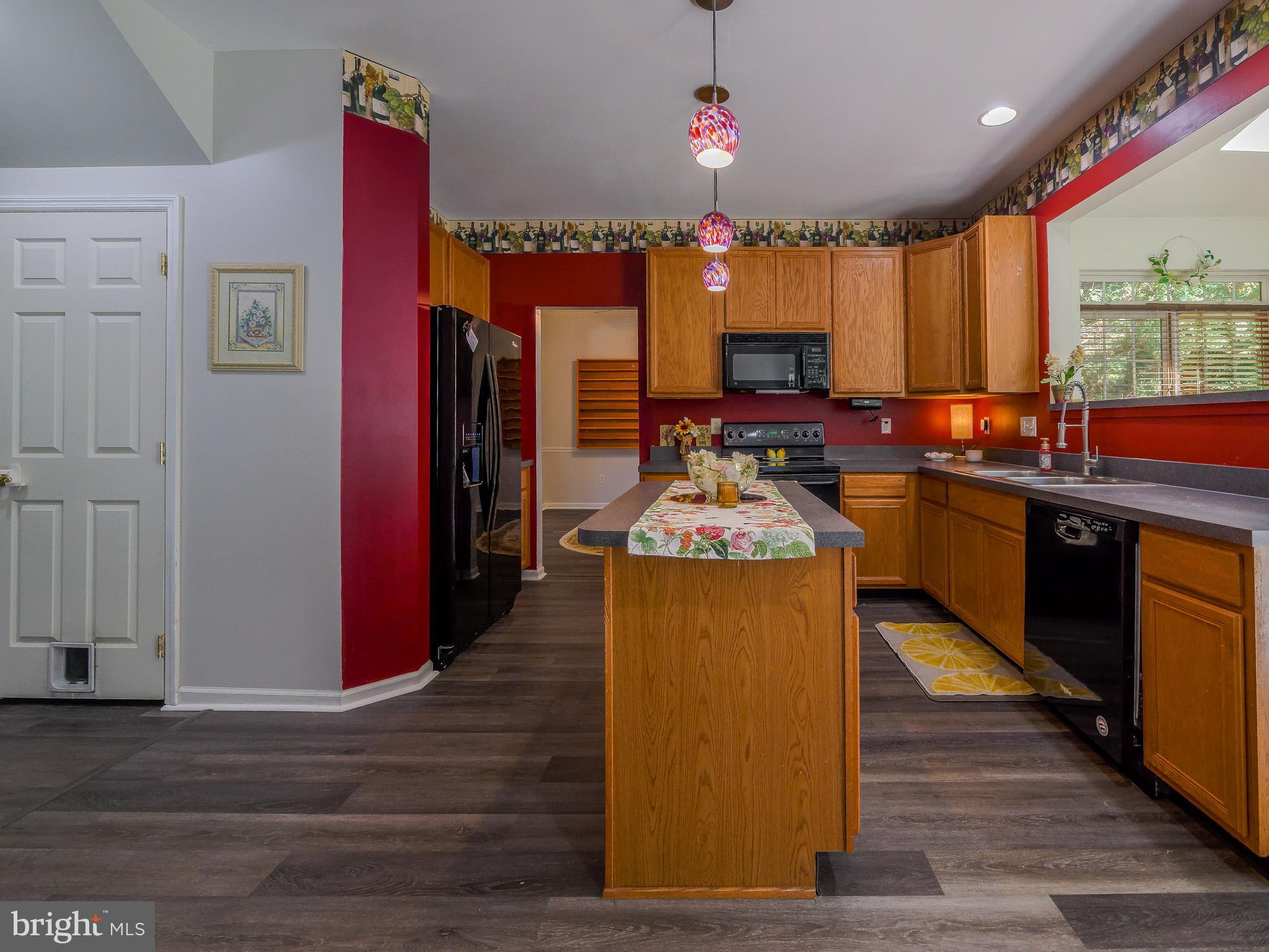 BAYVIEW MANOR II - Residential