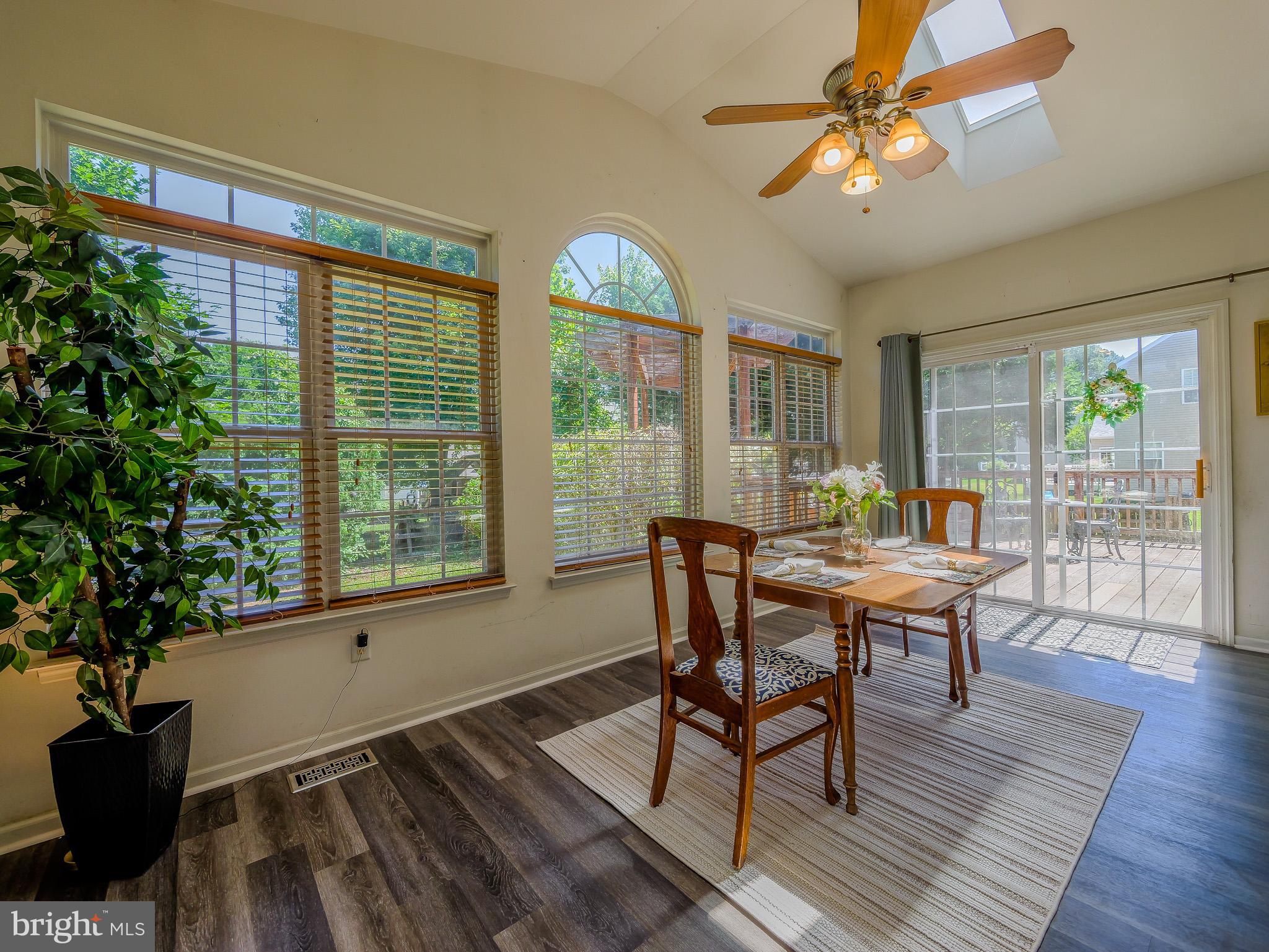 BAYVIEW MANOR II - Residential