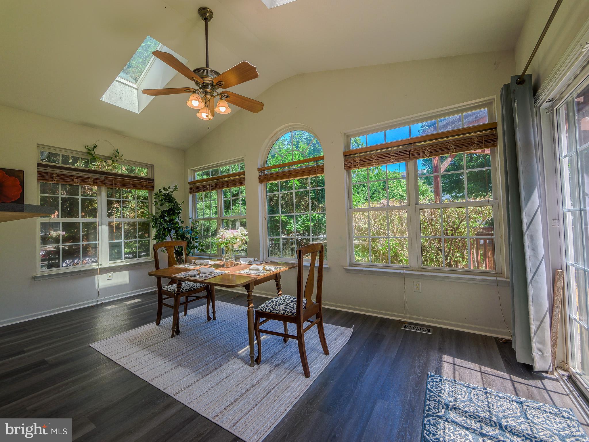 BAYVIEW MANOR II - Residential