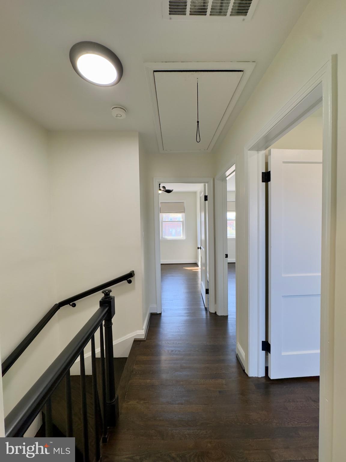 EASTWOOD - Residential Lease