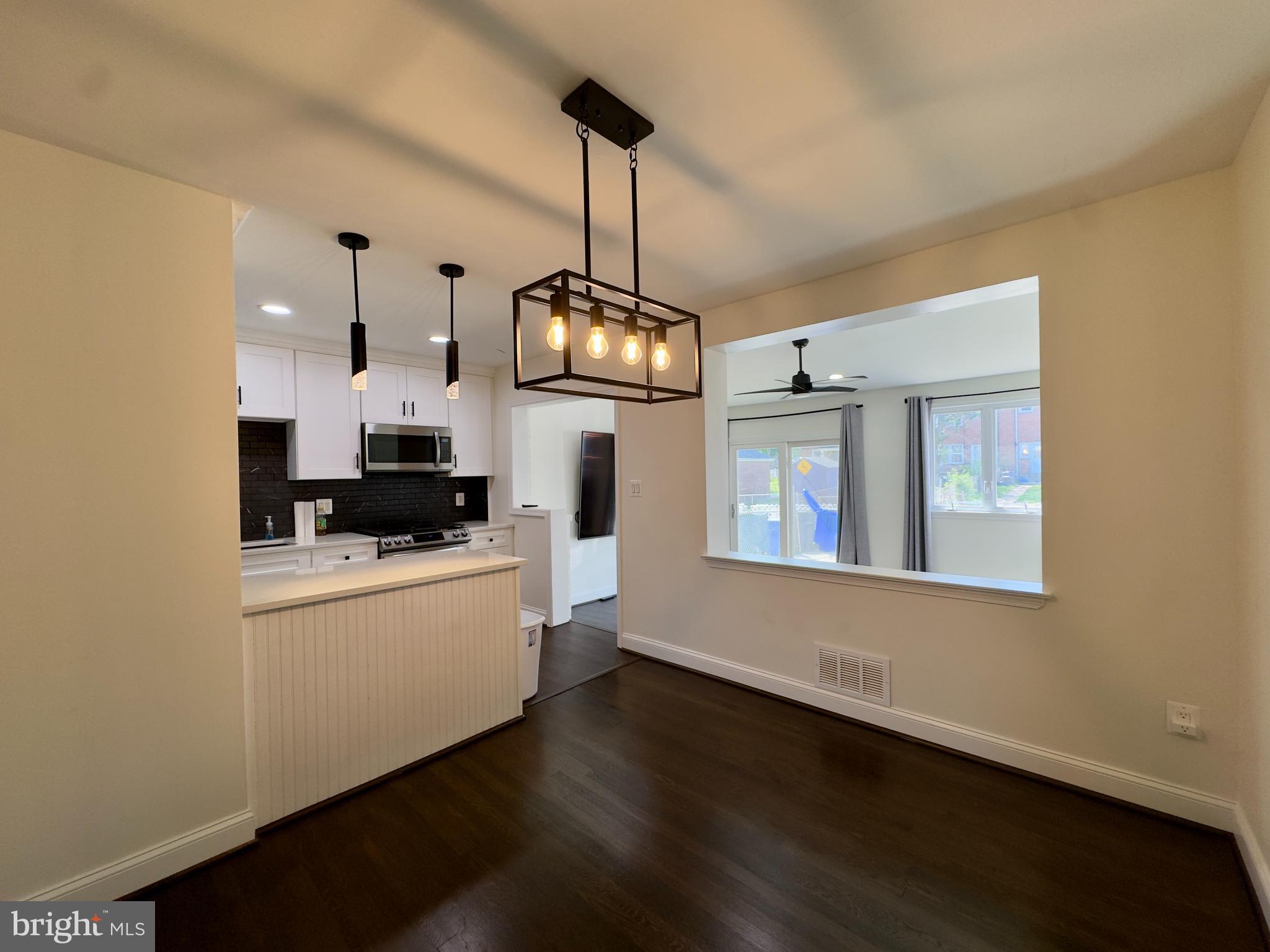 EASTWOOD - Residential Lease