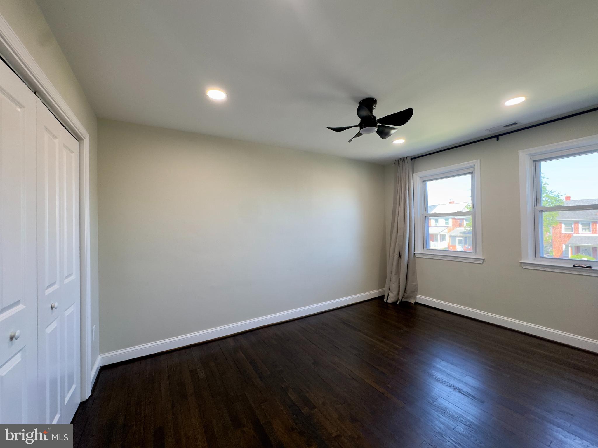 EASTWOOD - Residential Lease