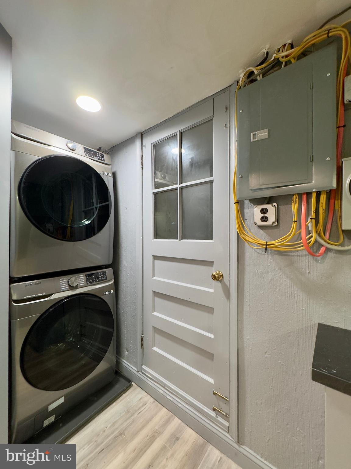 EASTWOOD - Residential Lease