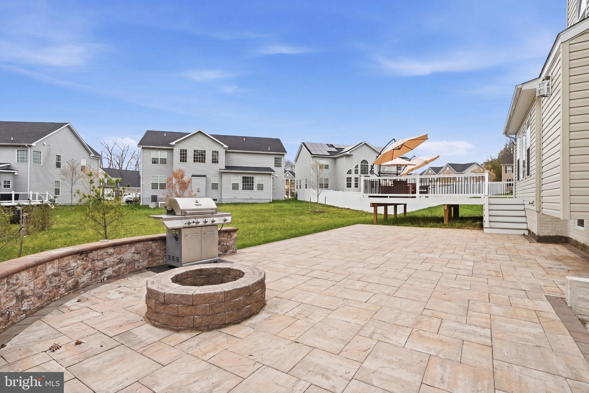 COLLINGTON ESTATES - Residential