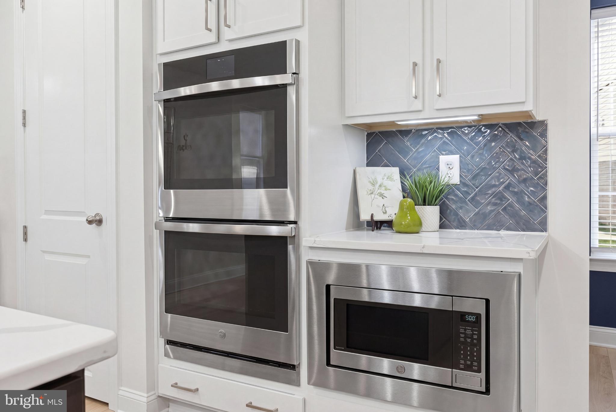 COLLINGTON ESTATES - Residential